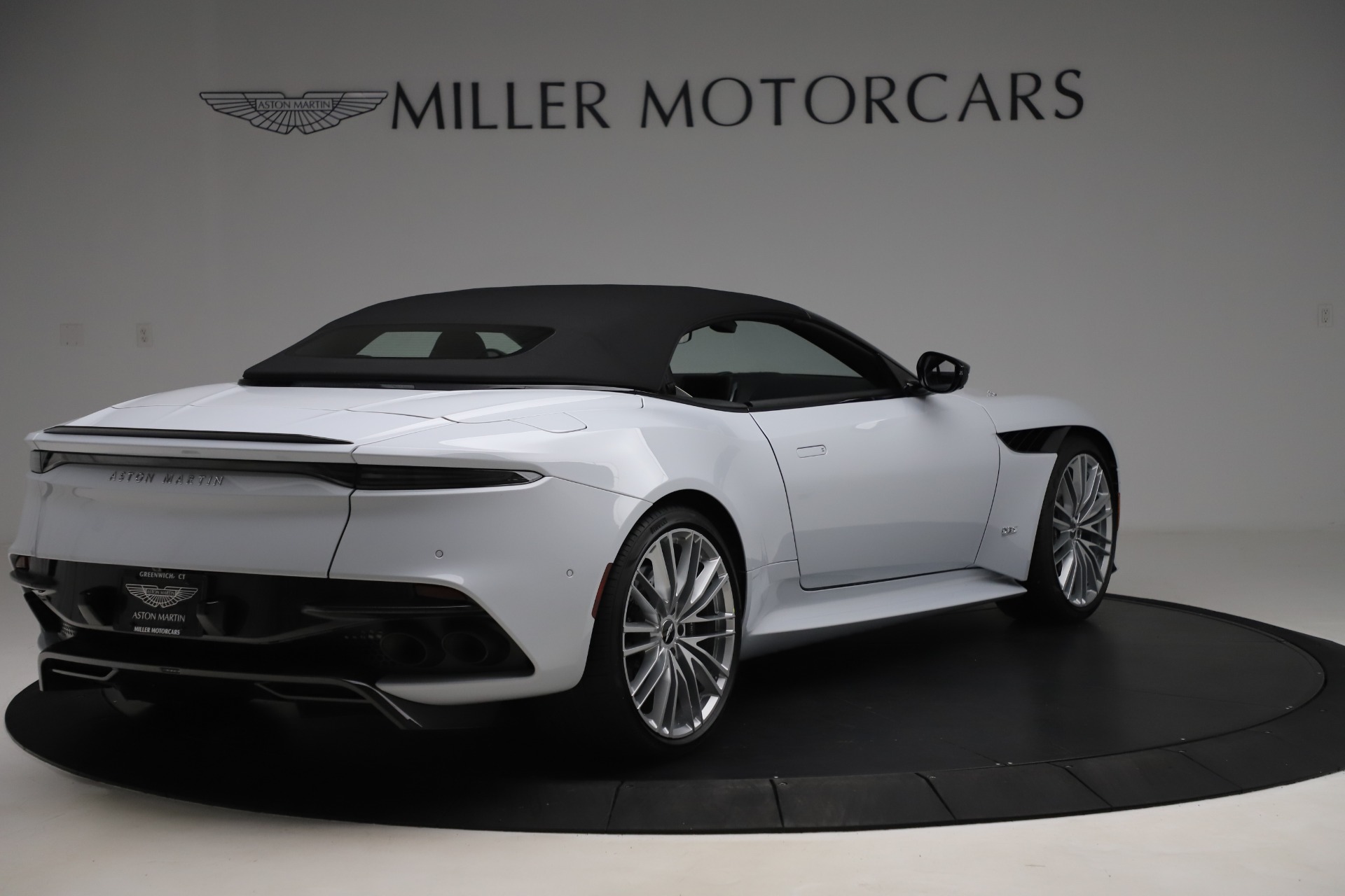 New 2020 Aston Martin DBS Superleggera Volante Convertible | St. Petersburg, FL