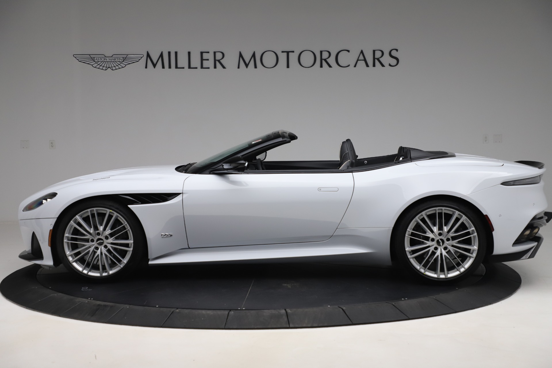 New 2020 Aston Martin DBS Superleggera Volante Convertible | St. Petersburg, FL