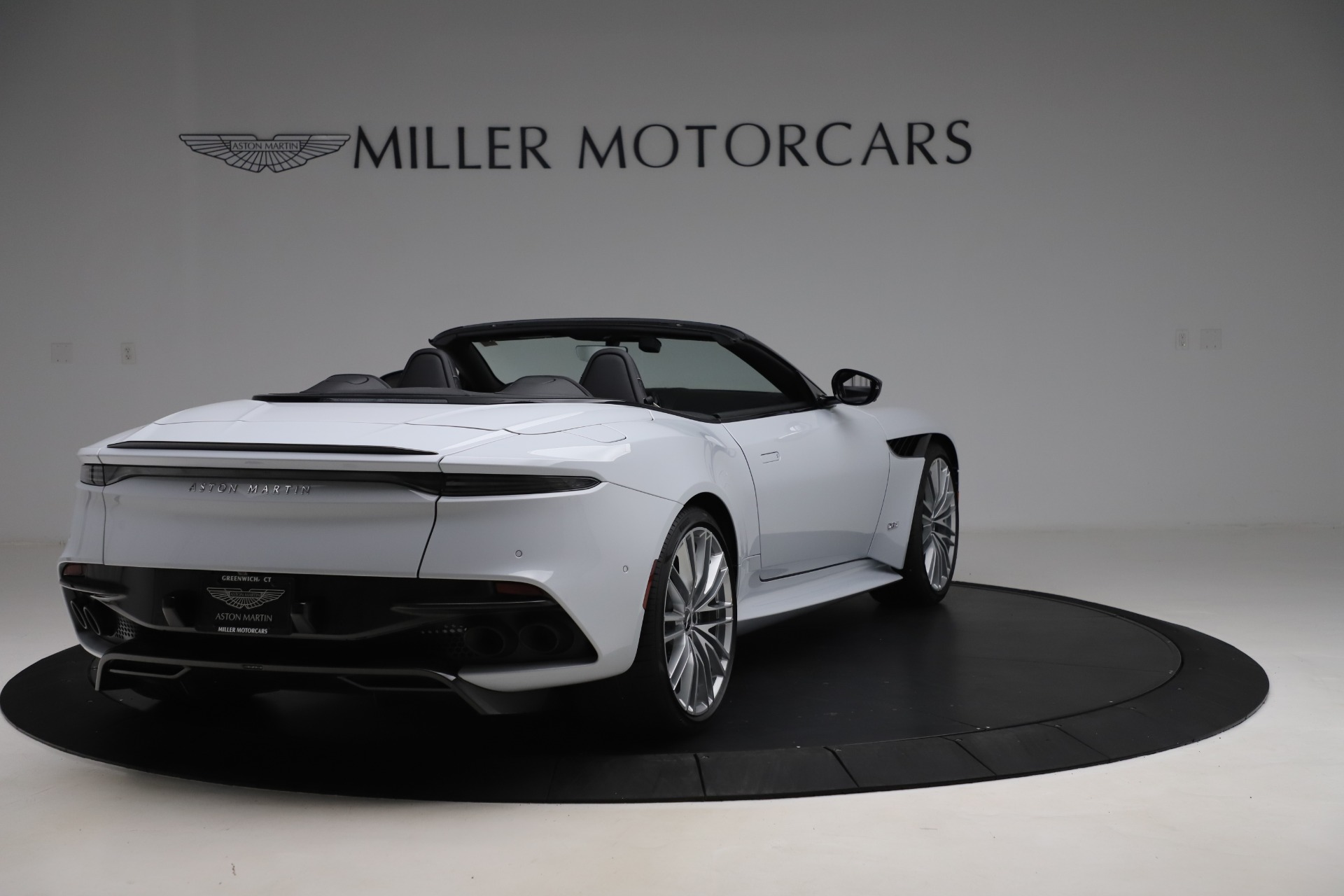 New 2020 Aston Martin DBS Superleggera Volante Convertible | St. Petersburg, FL
