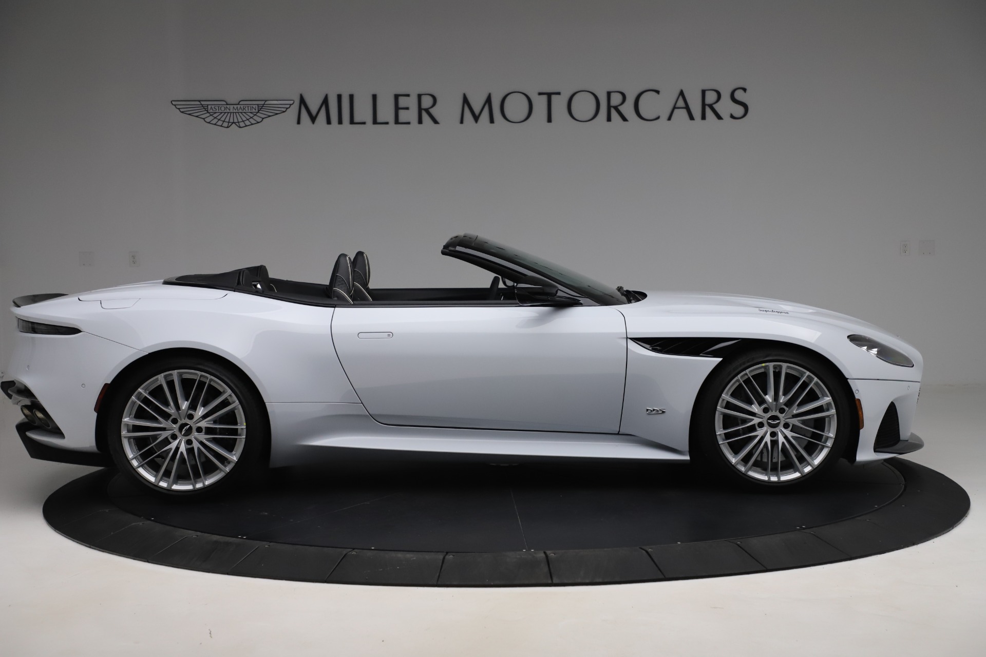 New 2020 Aston Martin DBS Superleggera Volante Convertible | St. Petersburg, FL