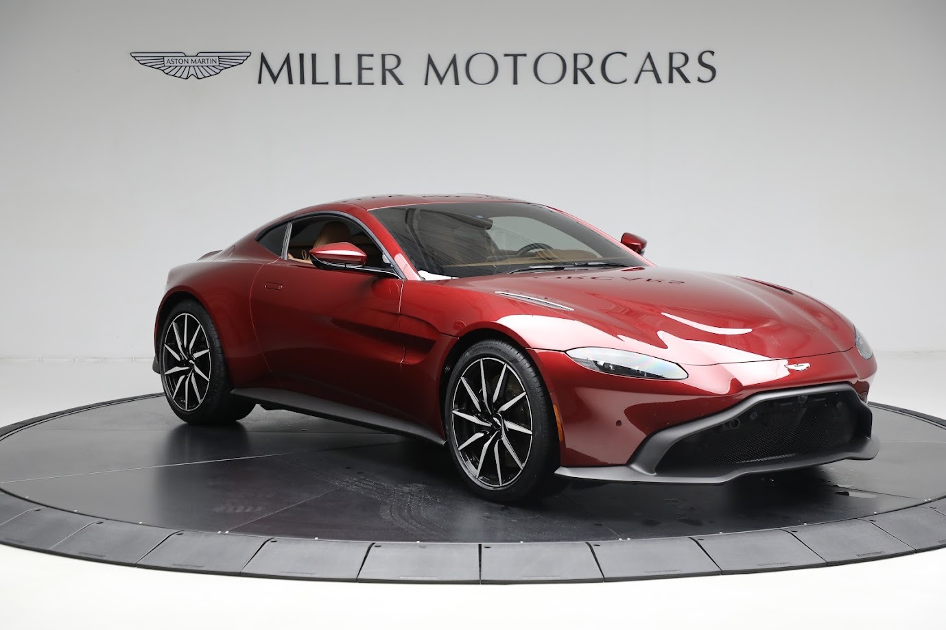 New 2020 Aston Martin Vantage Coupe | St. Petersburg, FL