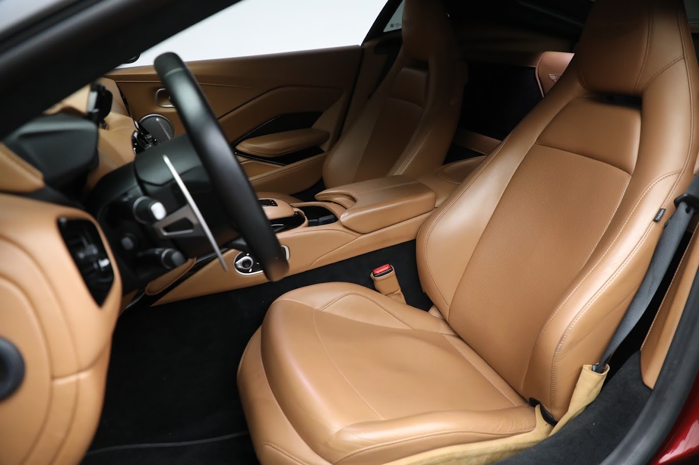 New 2020 Aston Martin Vantage Coupe | St. Petersburg, FL