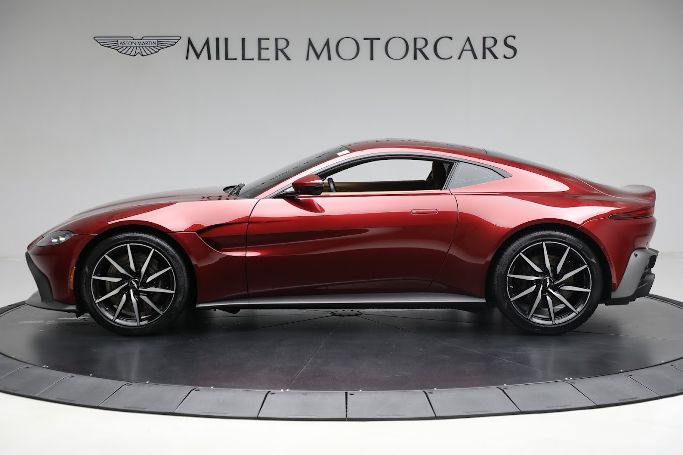 New 2020 Aston Martin Vantage Coupe | St. Petersburg, FL