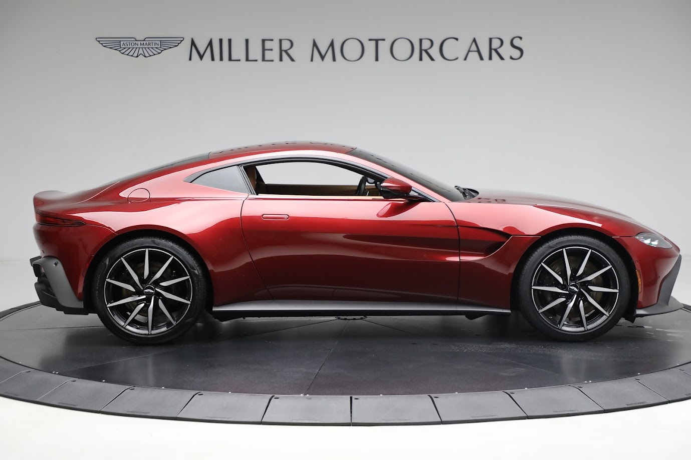 New 2020 Aston Martin Vantage Coupe | St. Petersburg, FL
