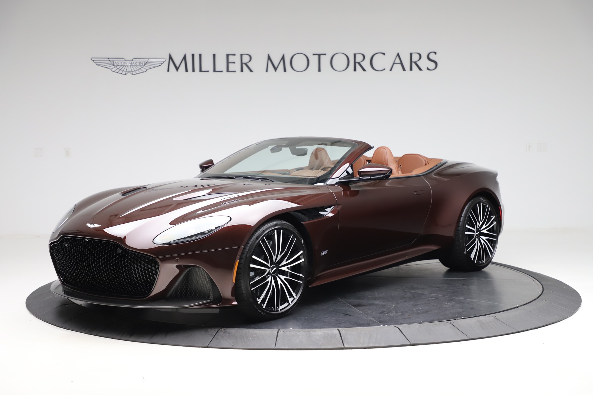 New 2020 Aston Martin DBS Superleggera | St. Petersburg, FL