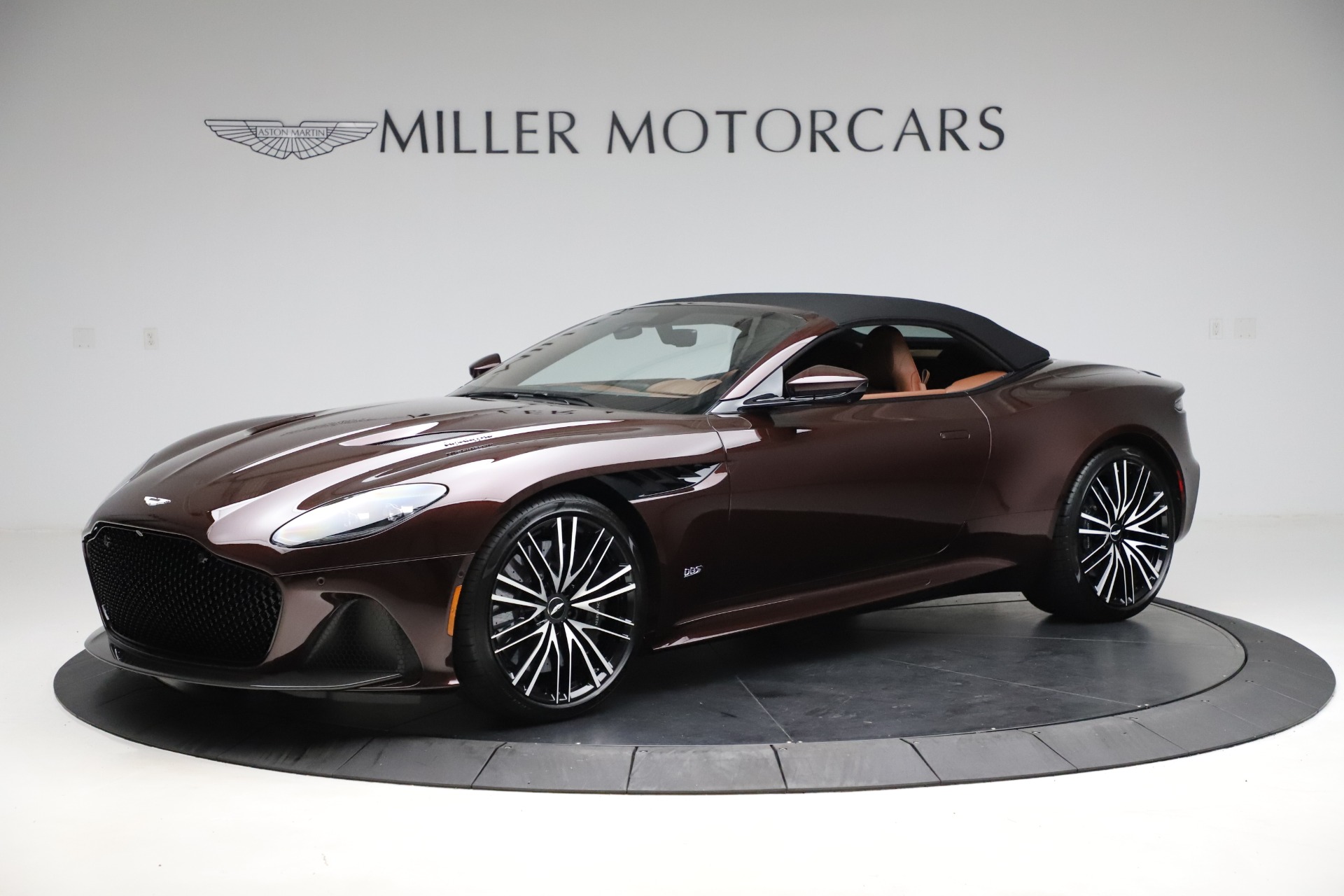 New 2020 Aston Martin DBS Superleggera | St. Petersburg, FL