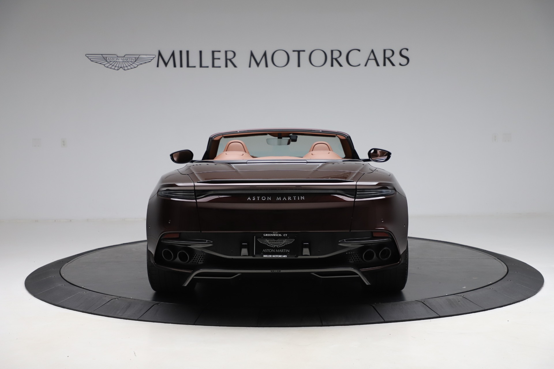 New 2020 Aston Martin DBS Superleggera | St. Petersburg, FL