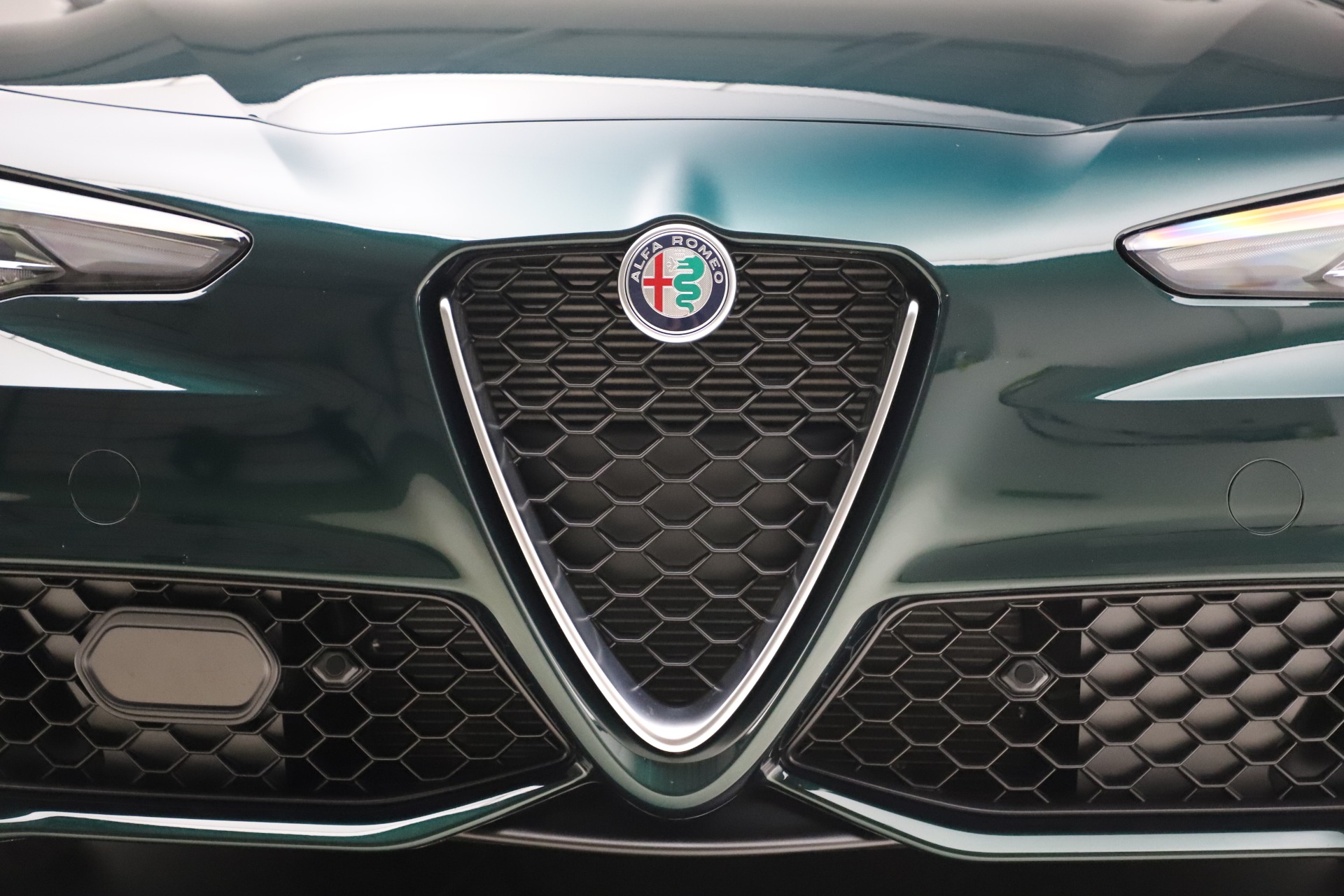 New 2020 Alfa Romeo Giulia Ti Sport Q4 | St. Petersburg, FL