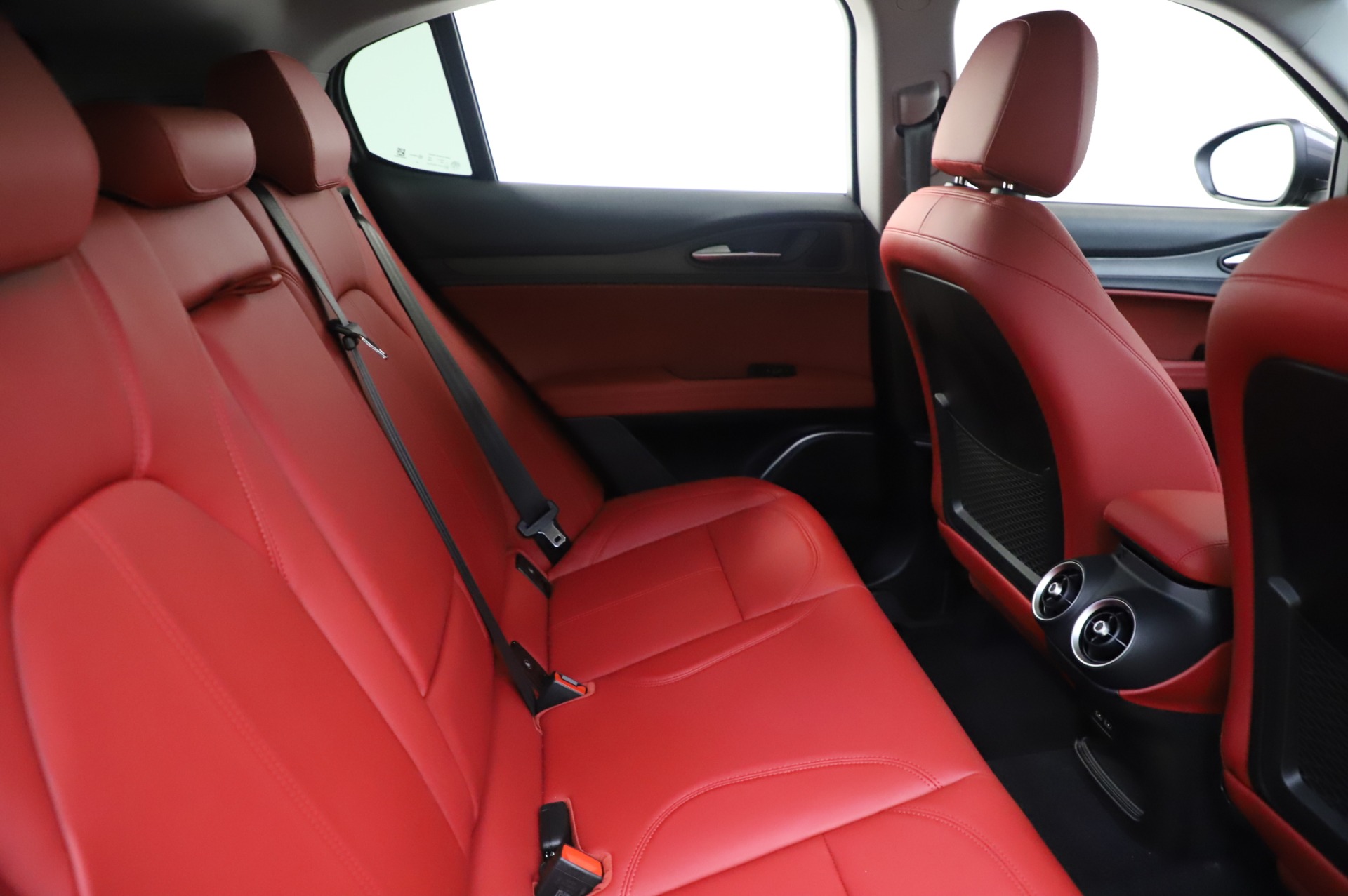 New 2020 Alfa Romeo Stelvio Ti Q4 | St. Petersburg, FL