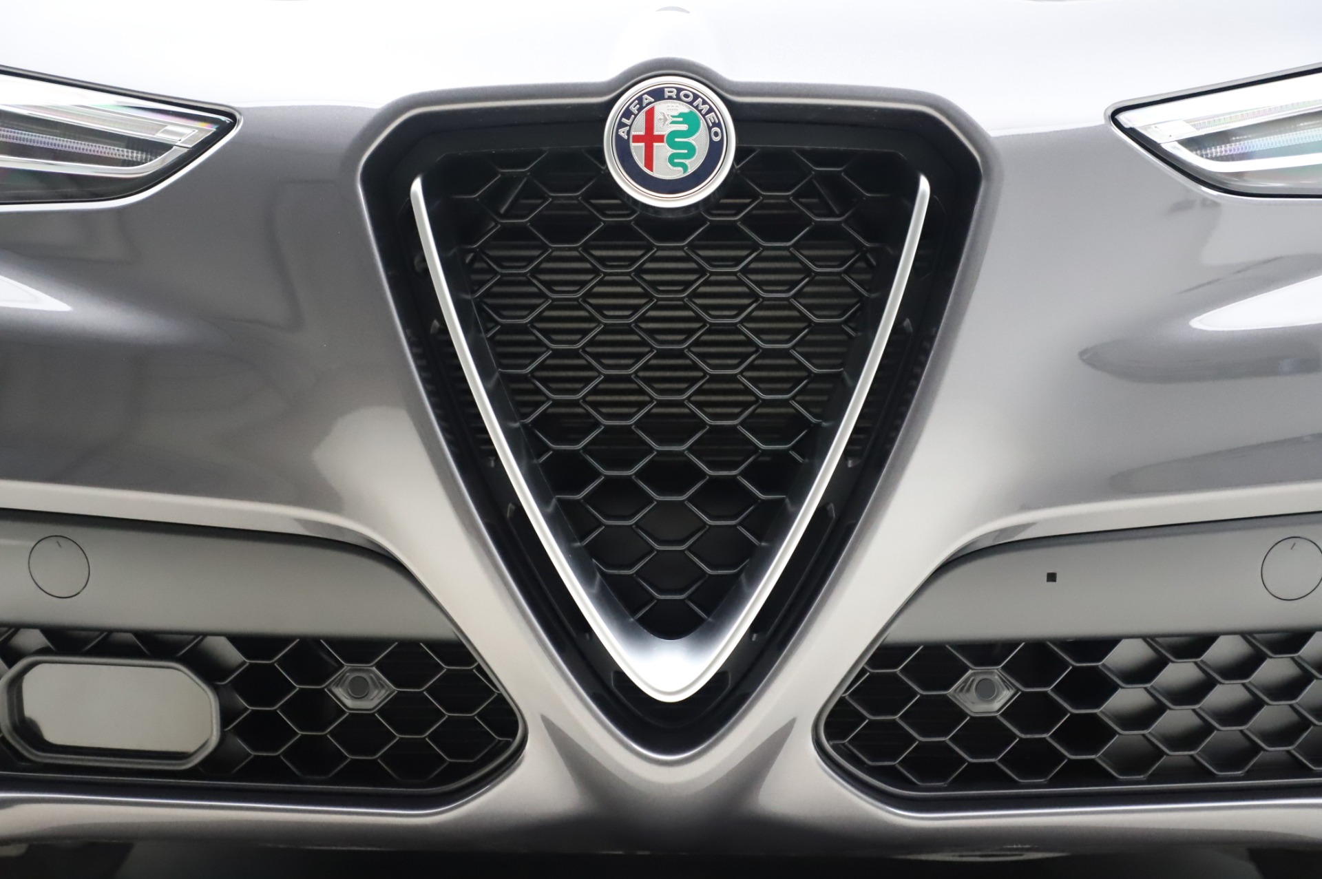 New 2020 Alfa Romeo Stelvio Ti Q4 | St. Petersburg, FL