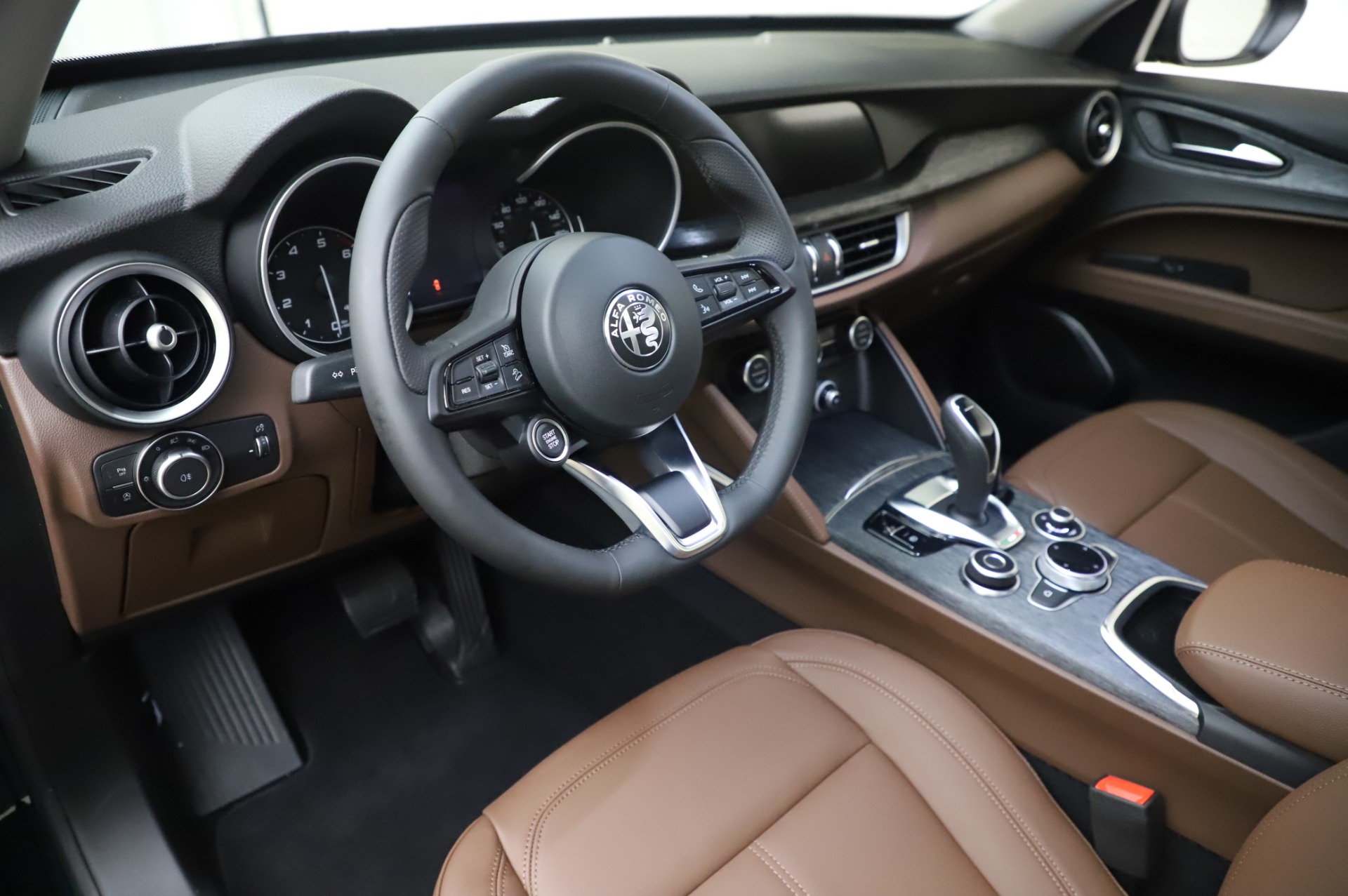 New 2020 Alfa Romeo Stelvio | St. Petersburg, FL