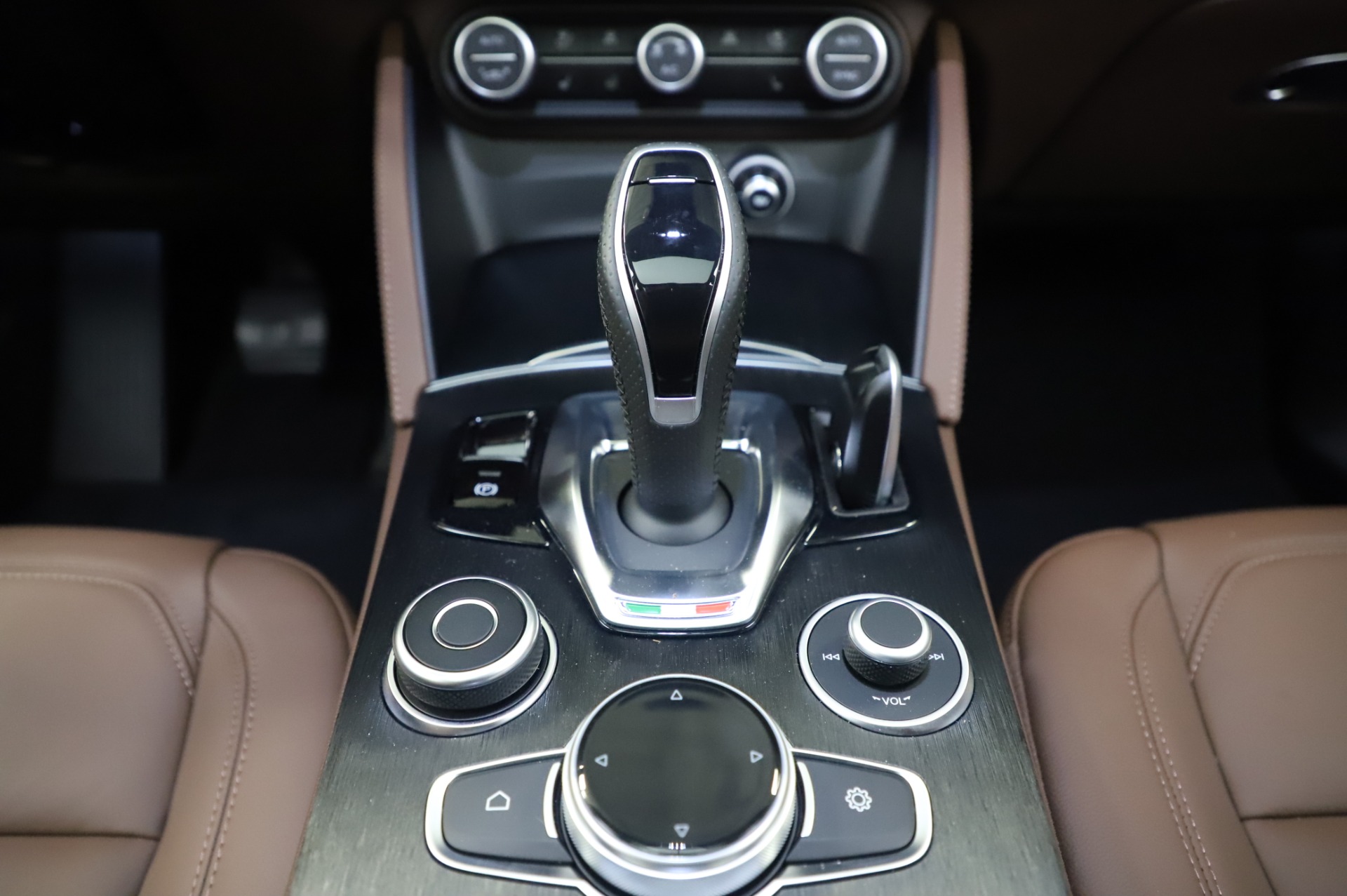 New 2020 Alfa Romeo Stelvio | St. Petersburg, FL