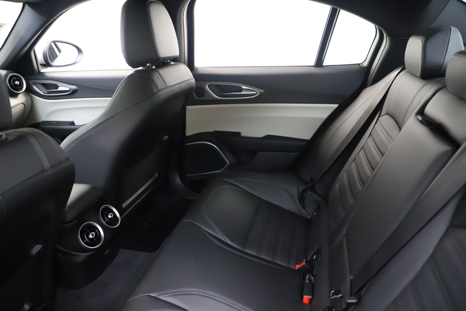 New 2020 Alfa Romeo Giulia Ti Sport Q4 | St. Petersburg, FL