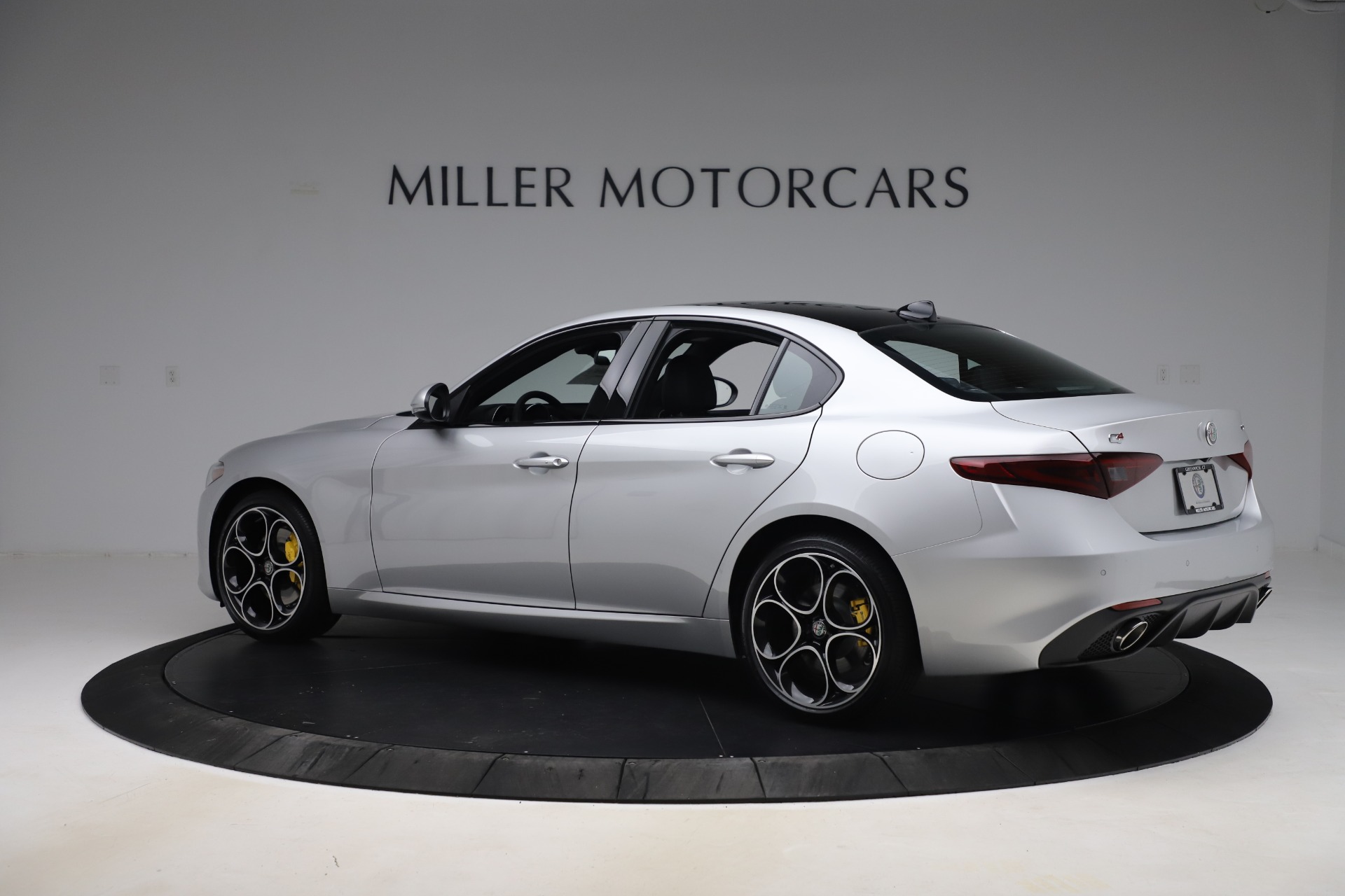New 2020 Alfa Romeo Giulia Ti Sport Q4 | St. Petersburg, FL