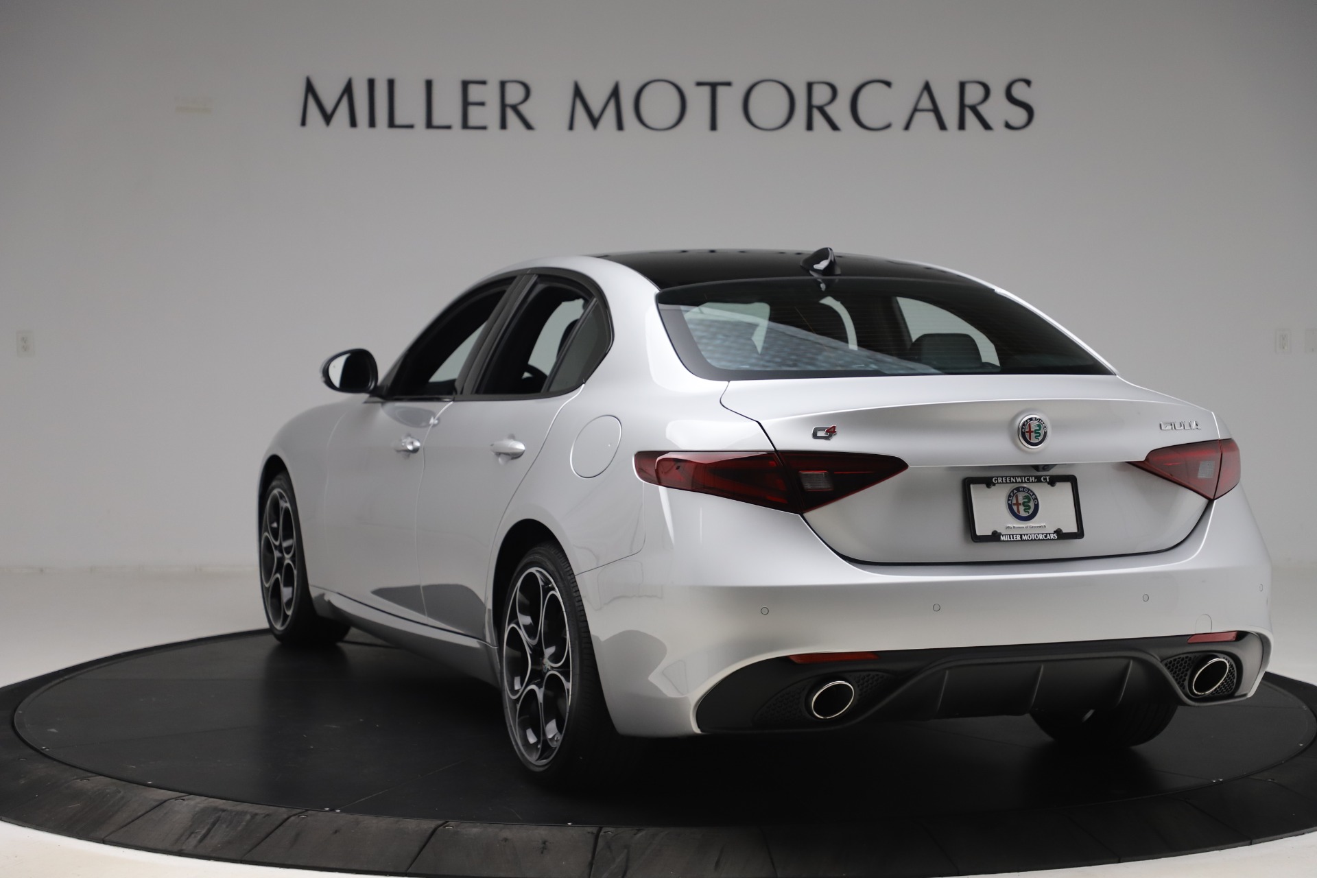 New 2020 Alfa Romeo Giulia Ti Sport Q4 | St. Petersburg, FL