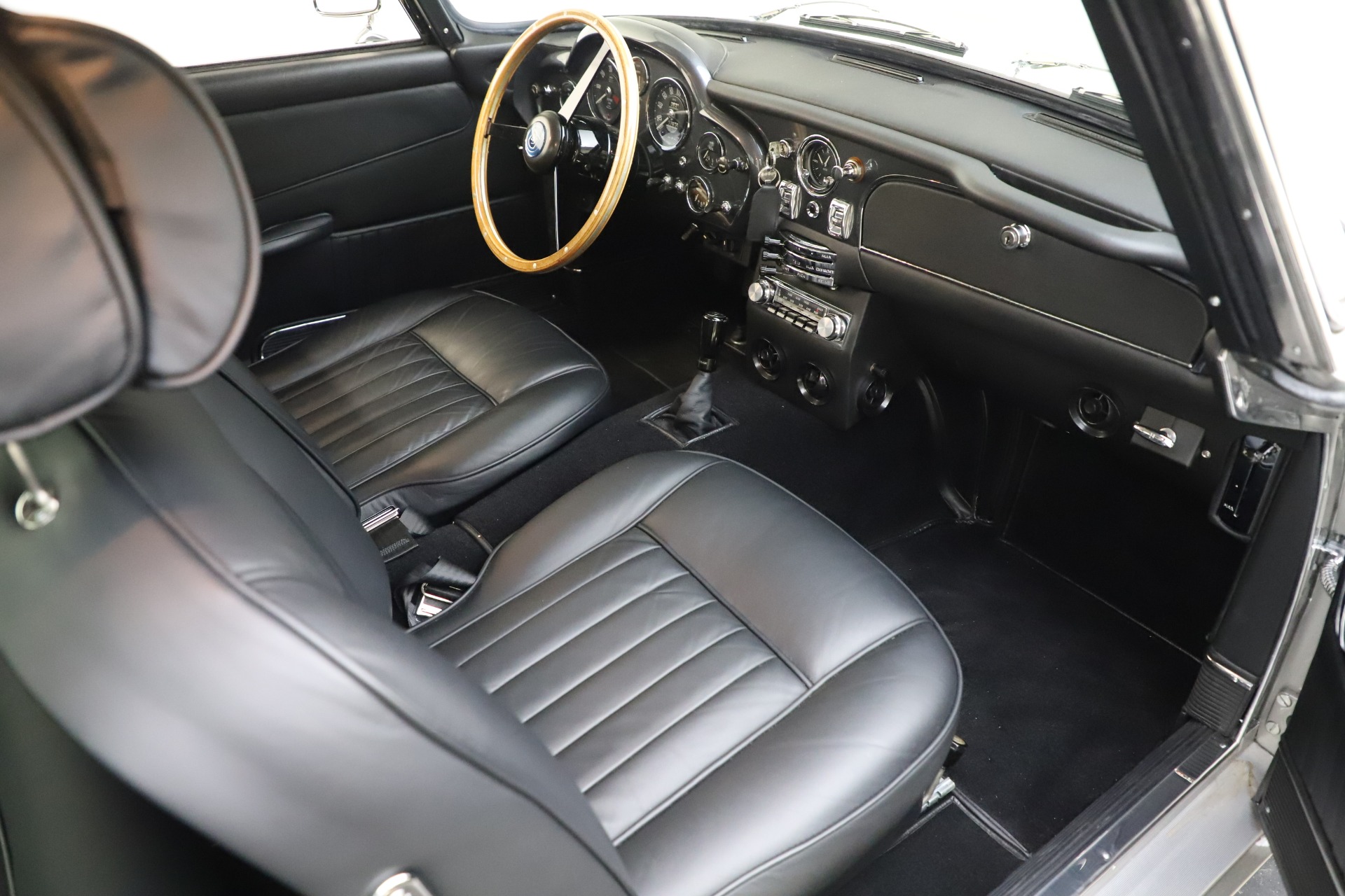 Used 1964 Aston Martin DB5 | St. Petersburg, FL