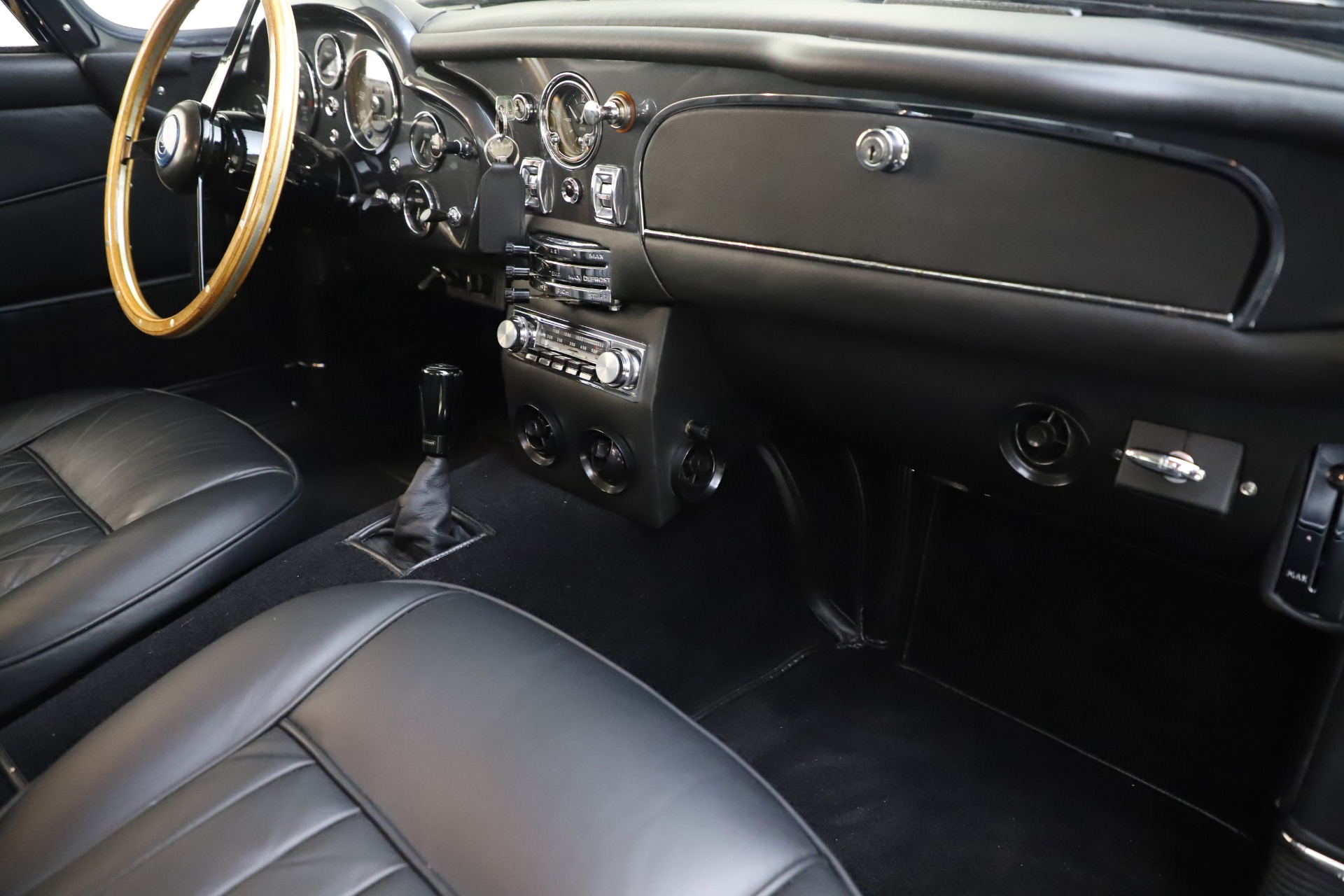 Used 1964 Aston Martin DB5 | St. Petersburg, FL
