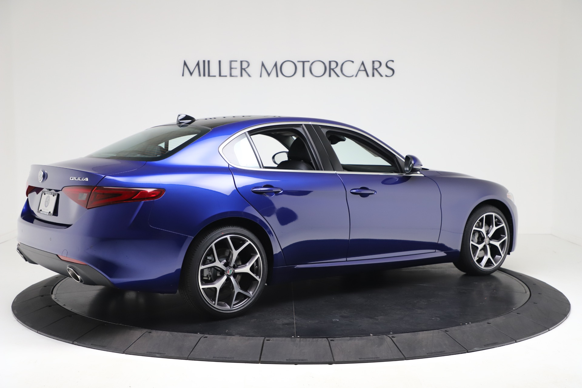 New 2020 Alfa Romeo Giulia Ti Q4 | St. Petersburg, FL