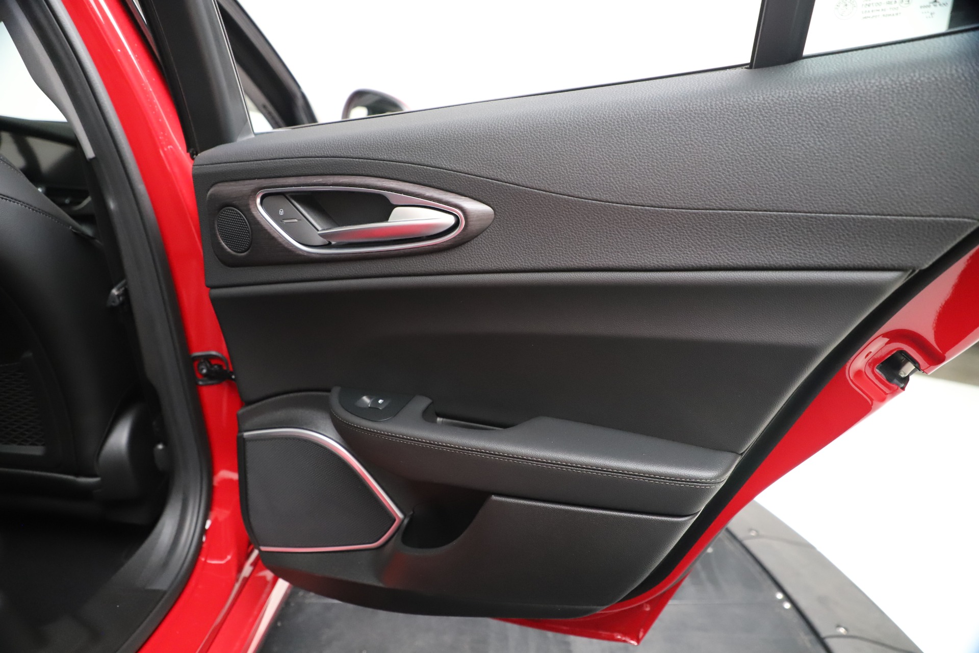 New 2020 Alfa Romeo Giulia Ti Q4 | St. Petersburg, FL