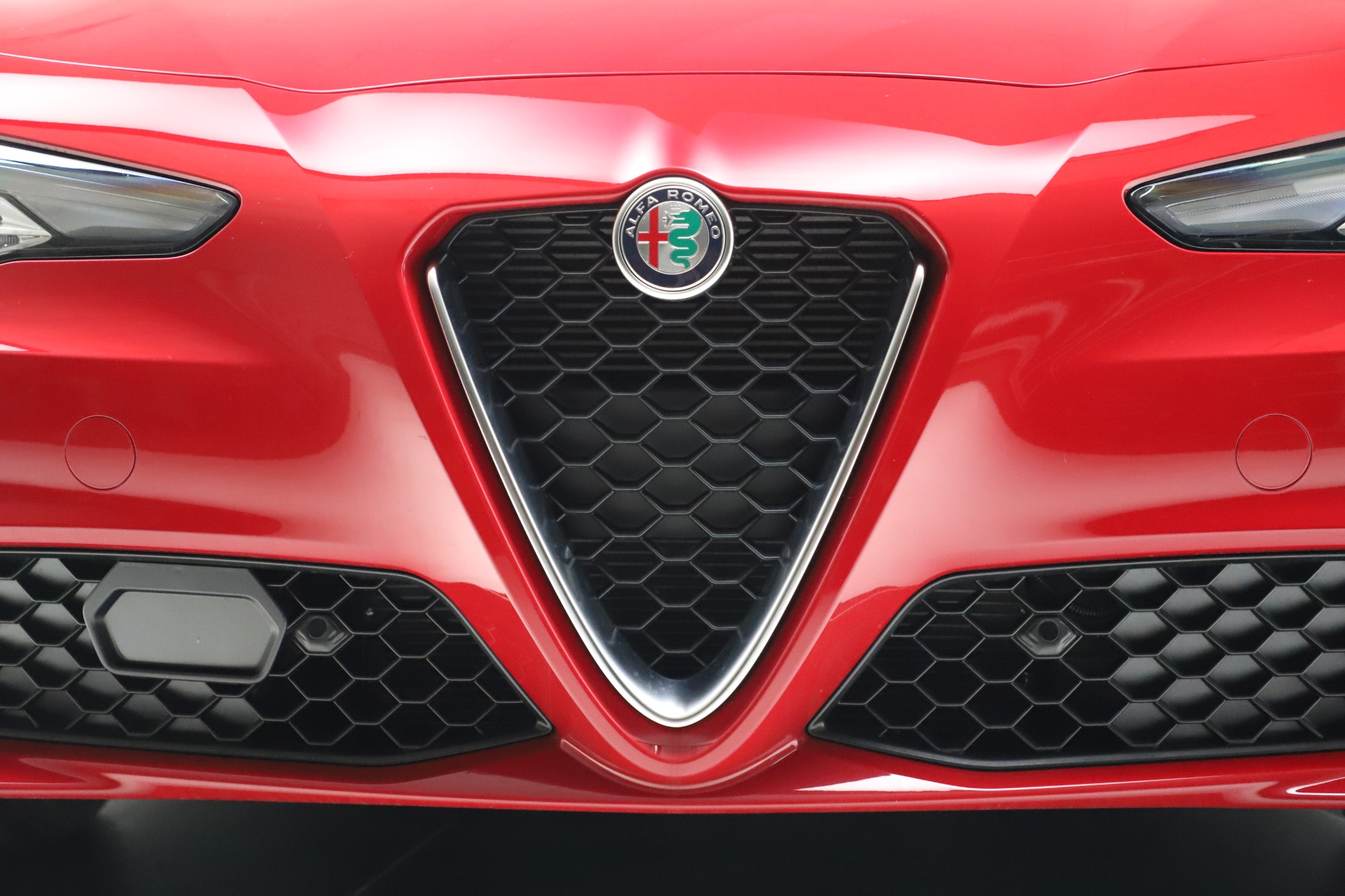 New 2020 Alfa Romeo Giulia Ti Q4 | St. Petersburg, FL