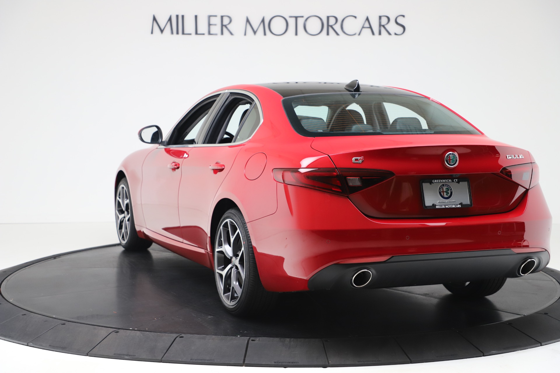 New 2020 Alfa Romeo Giulia Ti Q4 | St. Petersburg, FL