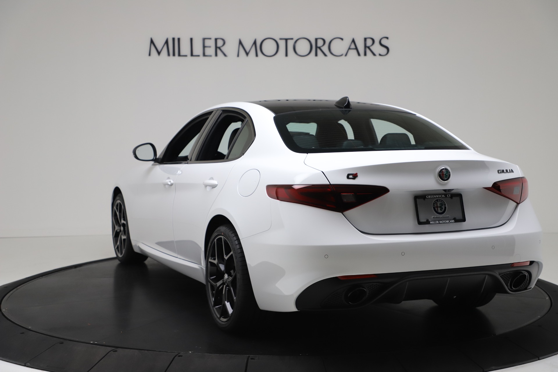 New 2020 Alfa Romeo Giulia Sport Q4 | St. Petersburg, FL