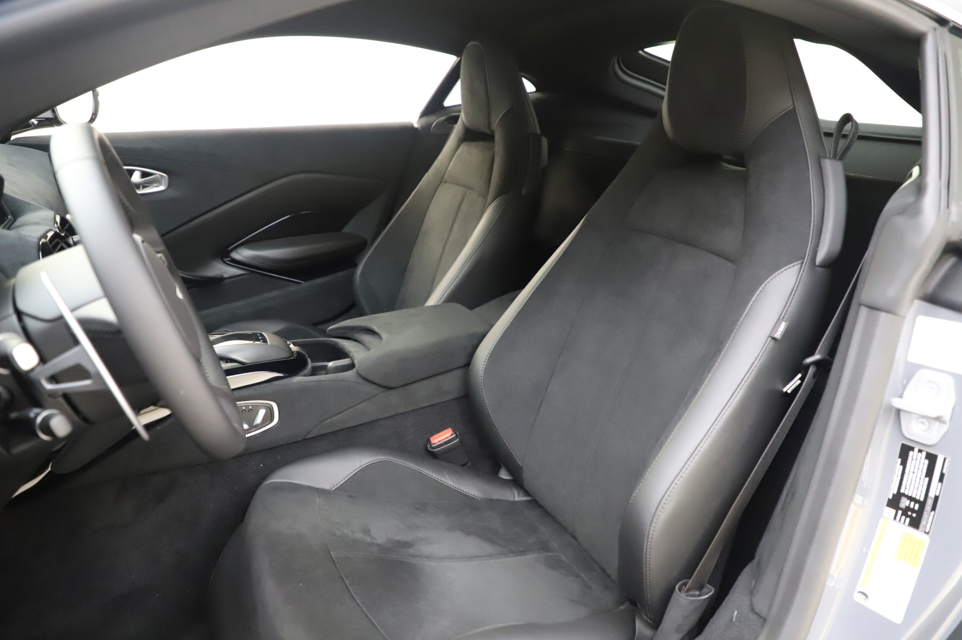 New 2020 Aston Martin Vantage Coupe | St. Petersburg, FL