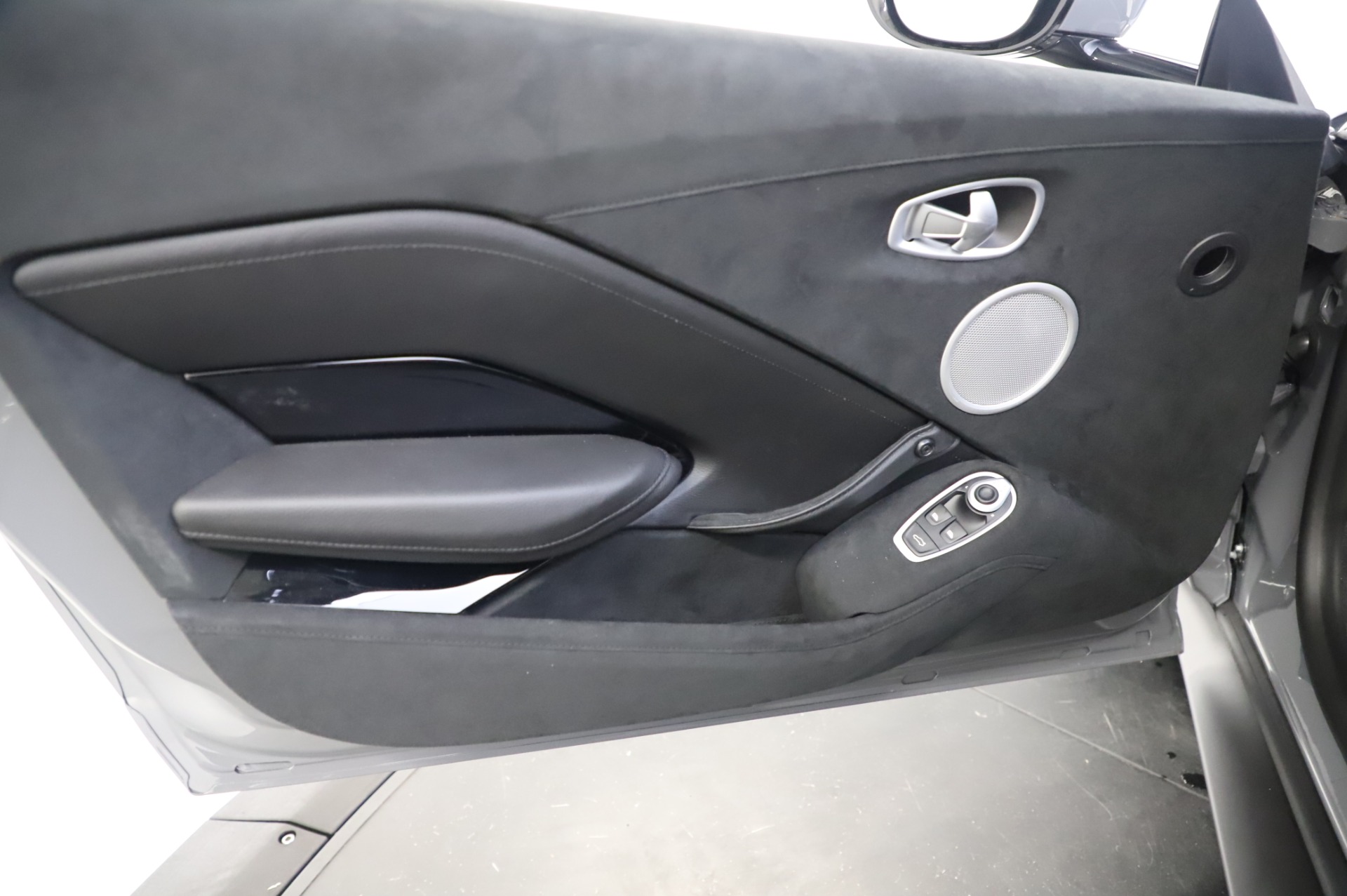 New 2020 Aston Martin Vantage Coupe | St. Petersburg, FL