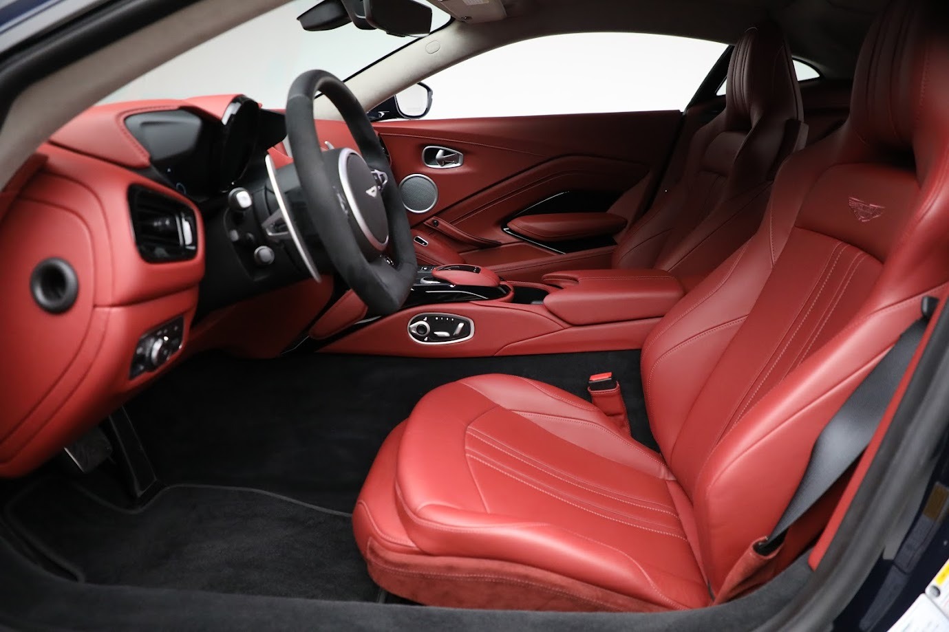 New 2020 Aston Martin Vantage Coupe | St. Petersburg, FL