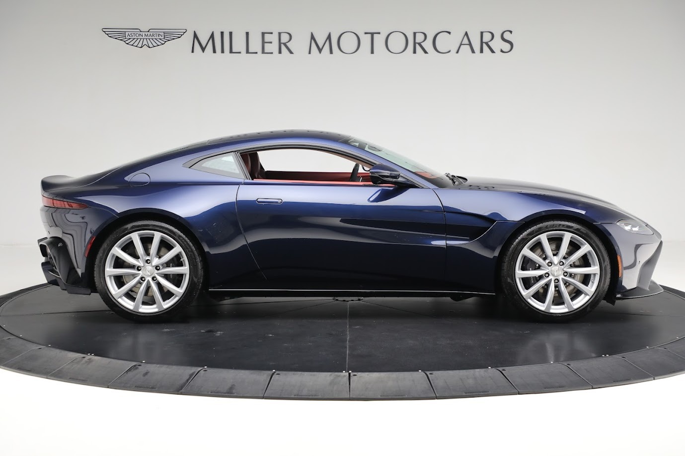 New 2020 Aston Martin Vantage Coupe | St. Petersburg, FL