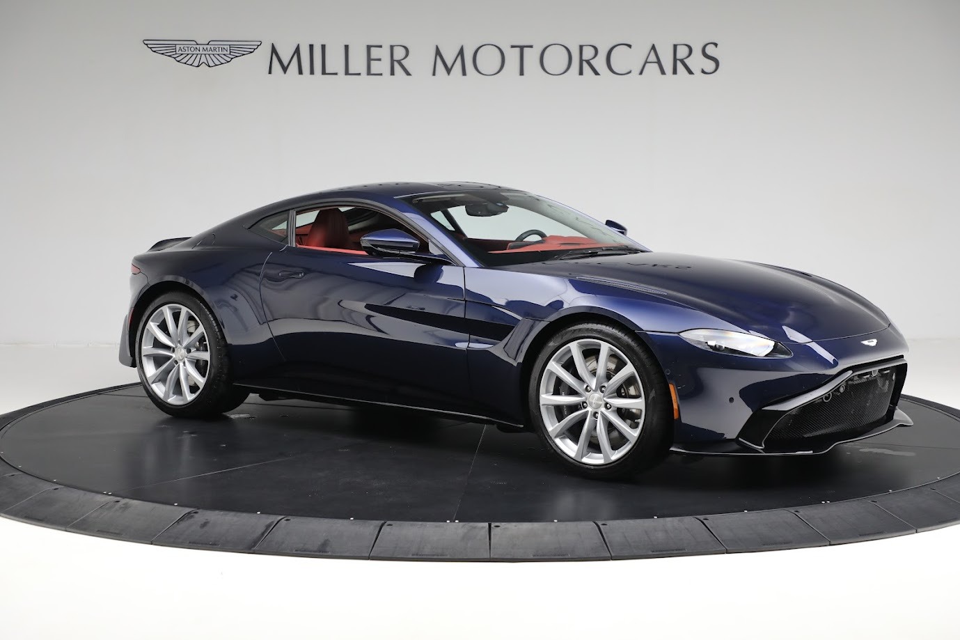 New 2020 Aston Martin Vantage Coupe | St. Petersburg, FL