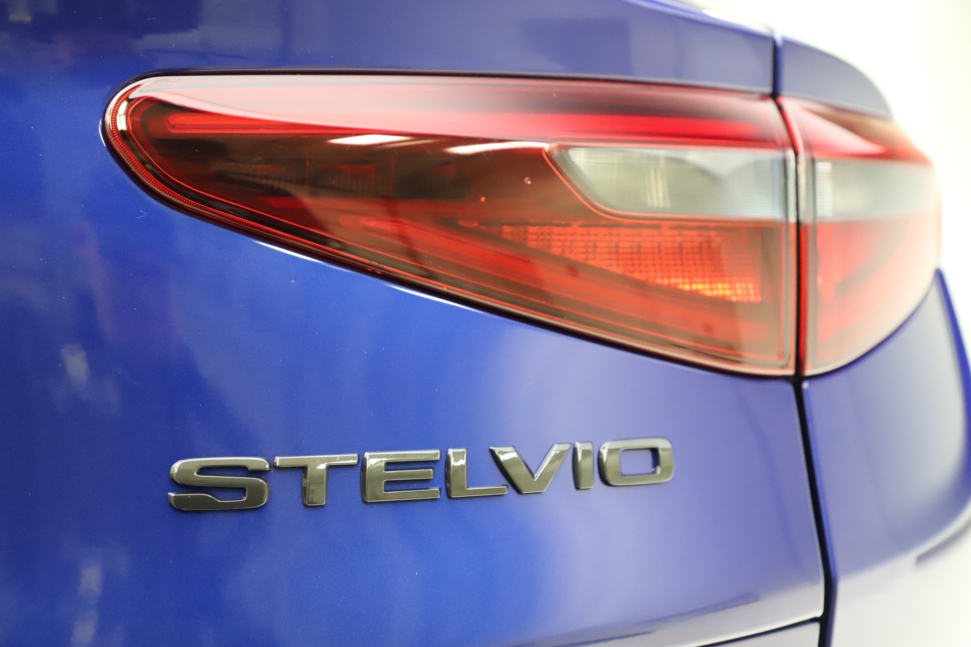 New 2020 Alfa Romeo Stelvio Ti Sport Q4 | St. Petersburg, FL