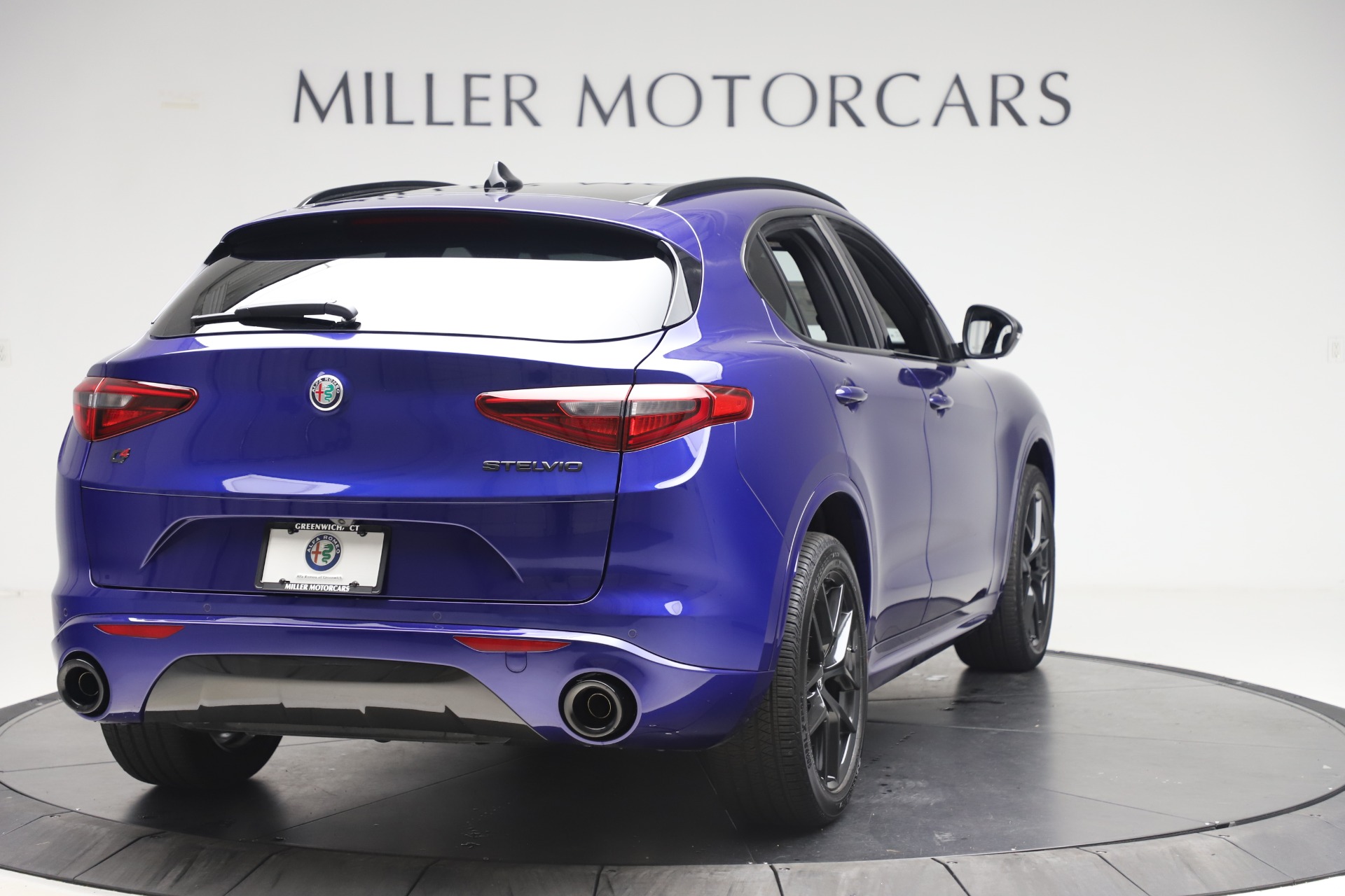 New 2020 Alfa Romeo Stelvio Ti Sport Q4 | St. Petersburg, FL