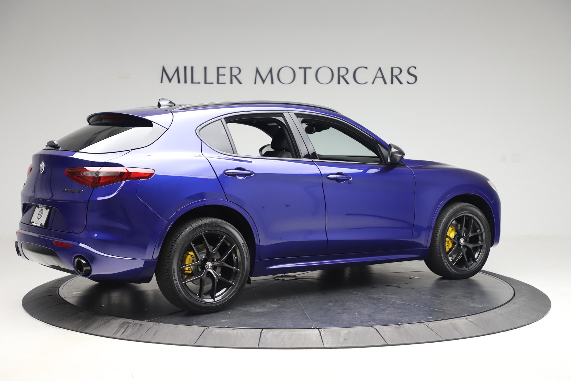 New 2020 Alfa Romeo Stelvio Ti Sport Q4 | St. Petersburg, FL