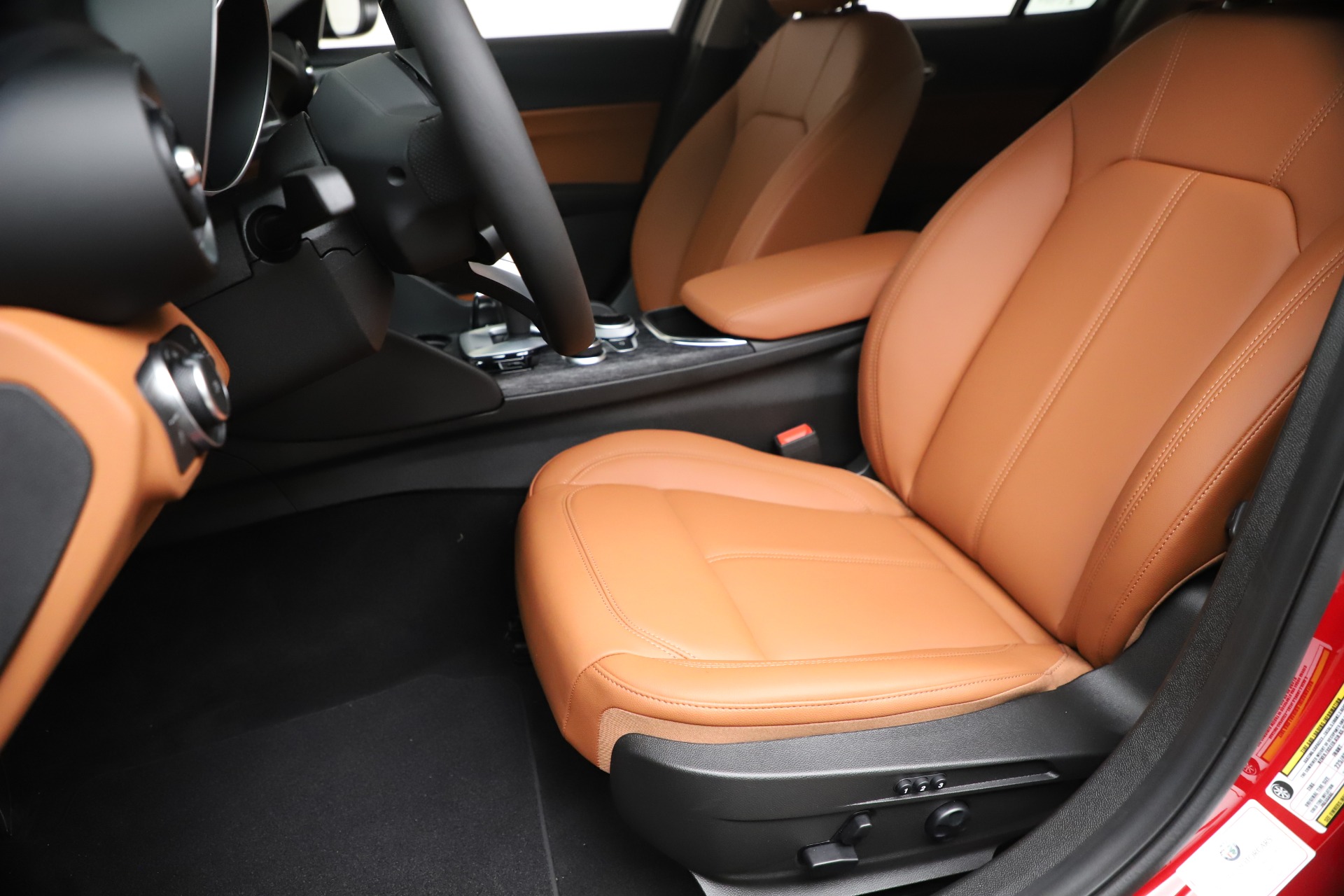 New 2020 Alfa Romeo Giulia Q4 | St. Petersburg, FL