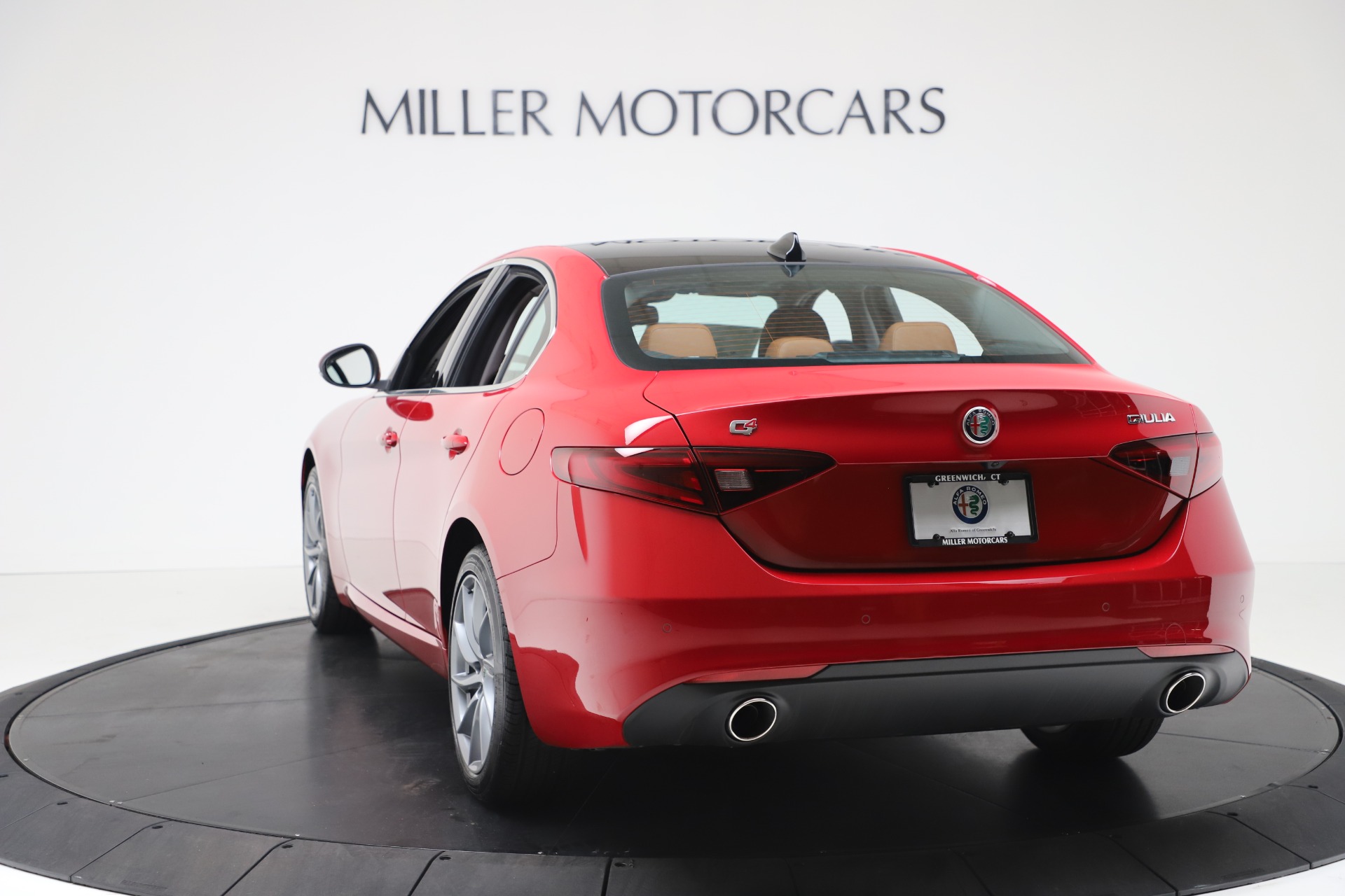 New 2020 Alfa Romeo Giulia Q4 | St. Petersburg, FL