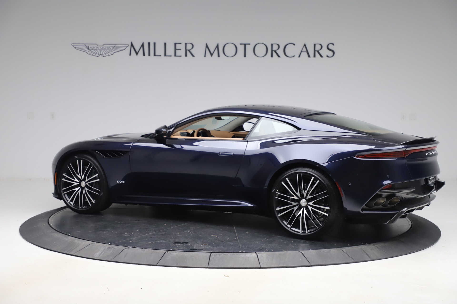 New 2020 Aston Martin DBS Superleggera | St. Petersburg, FL