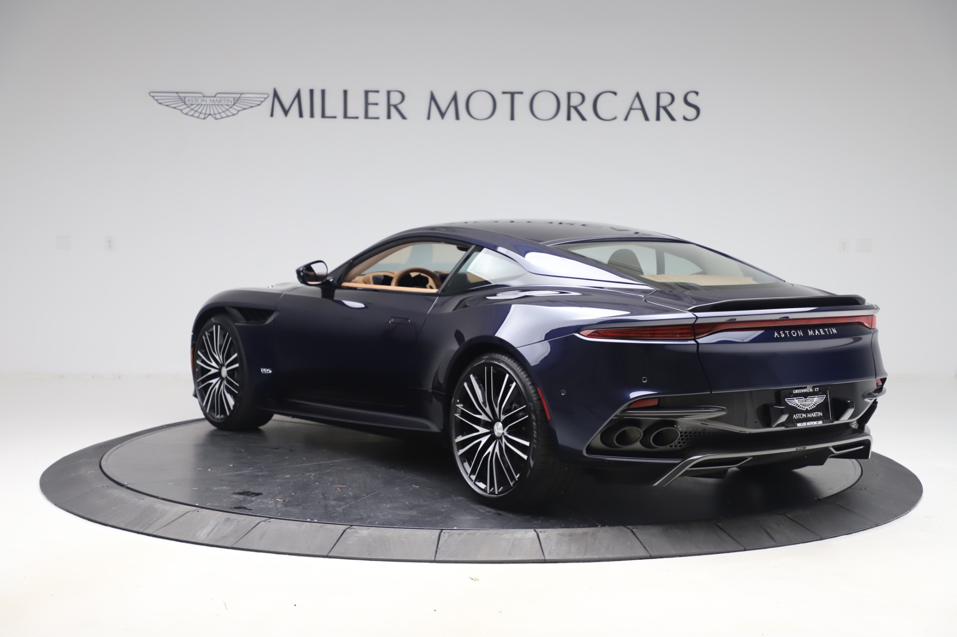 New 2020 Aston Martin DBS Superleggera | St. Petersburg, FL