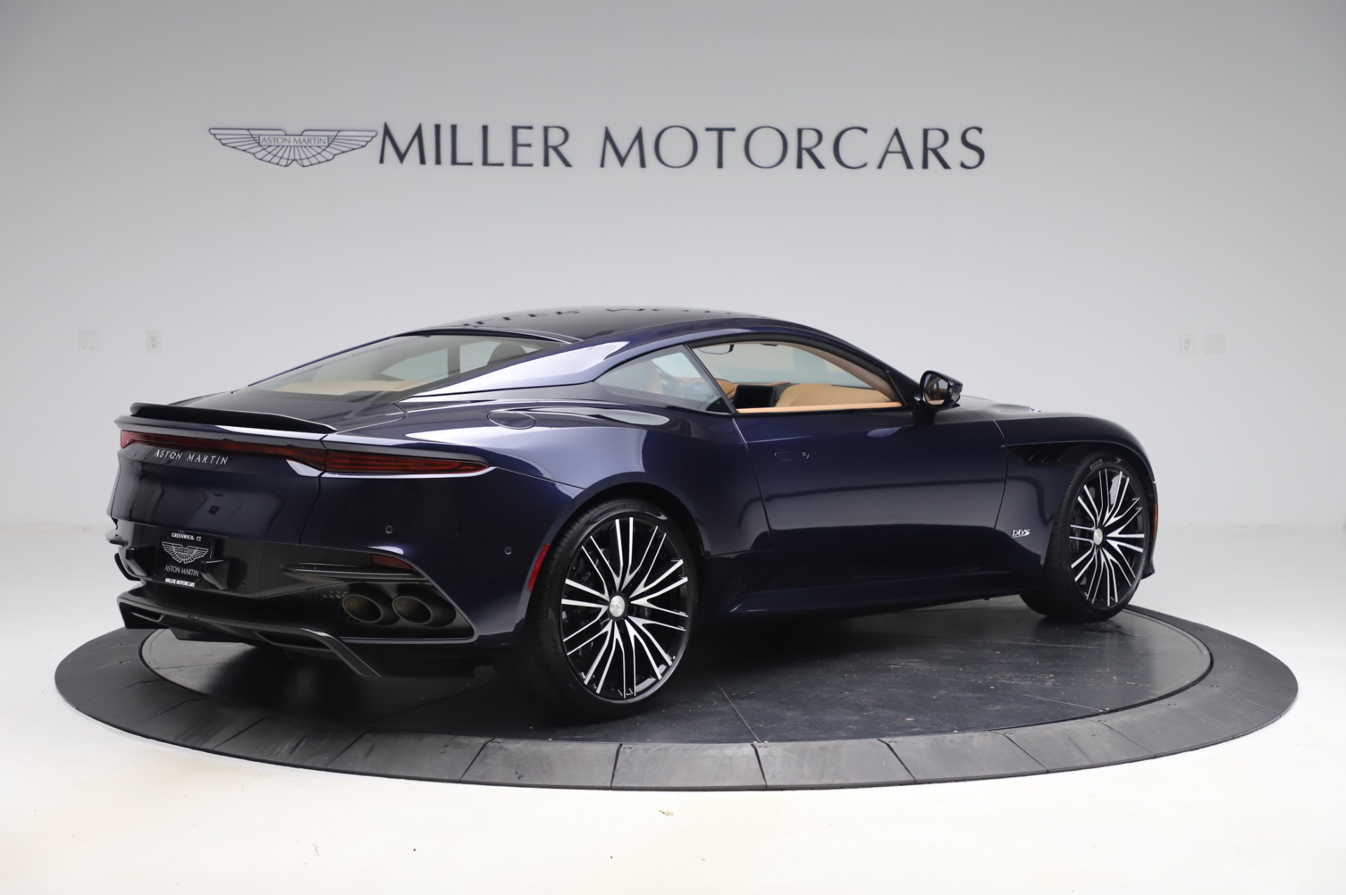 New 2020 Aston Martin DBS Superleggera | St. Petersburg, FL