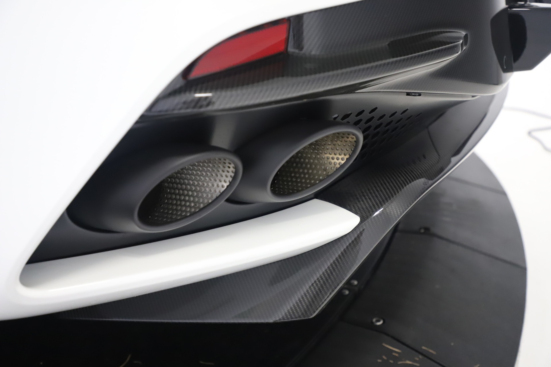 New 2020 Aston Martin DBS Superleggera | St. Petersburg, FL