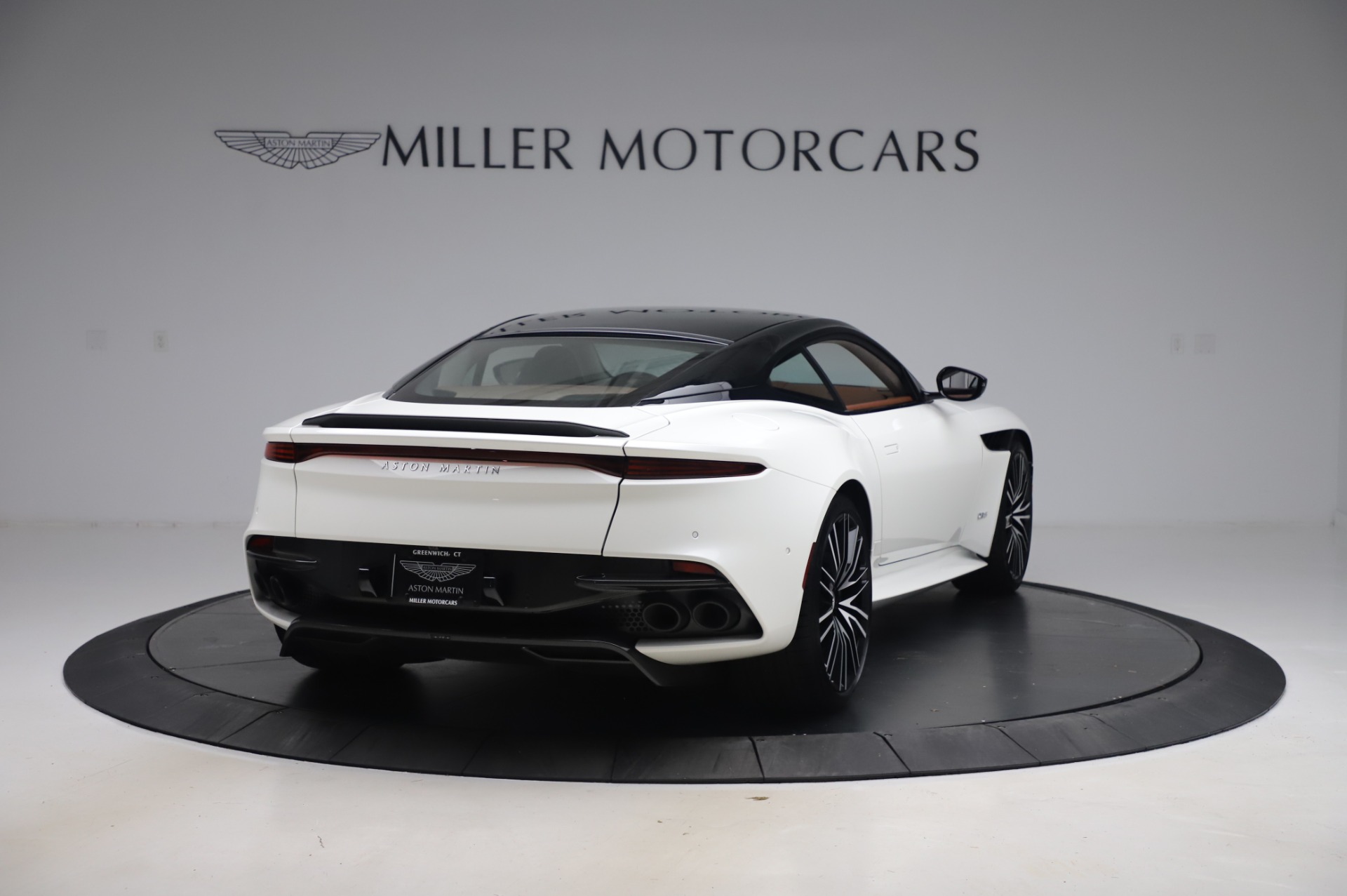 New 2020 Aston Martin DBS Superleggera | St. Petersburg, FL
