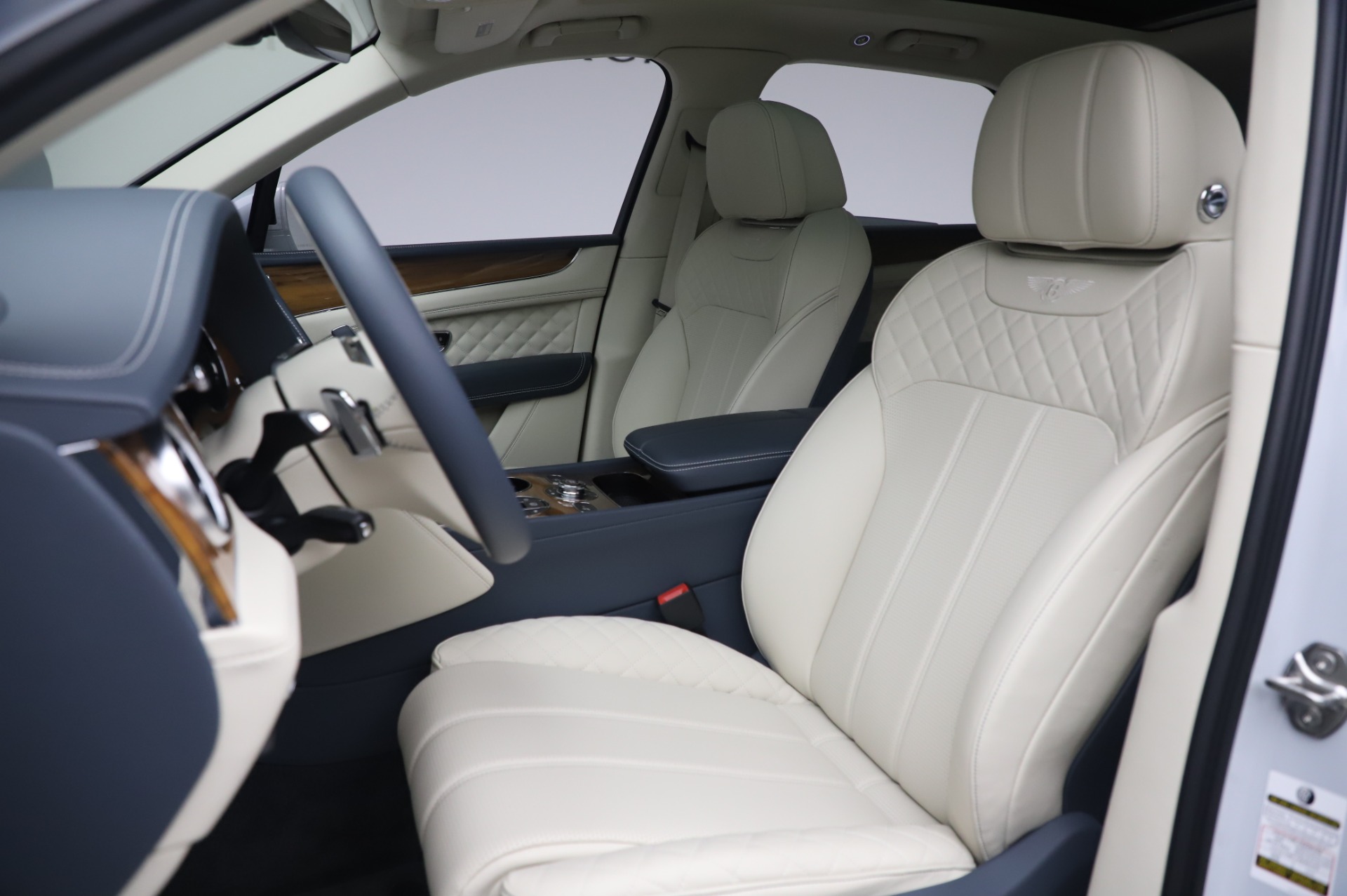 Used 2020 Bentley Bentayga Hybrid | St. Petersburg, FL