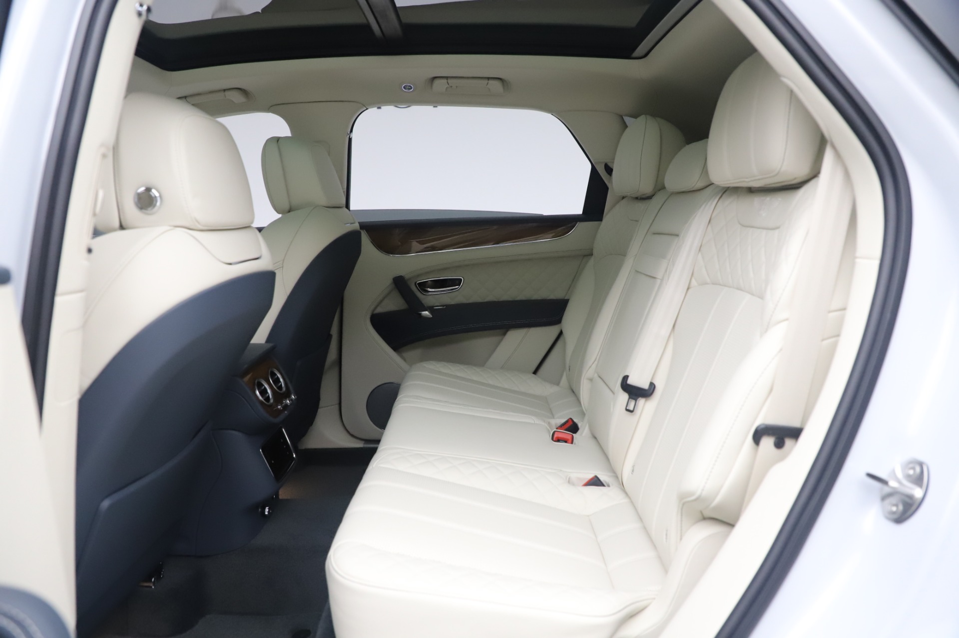 Used 2020 Bentley Bentayga Hybrid | St. Petersburg, FL