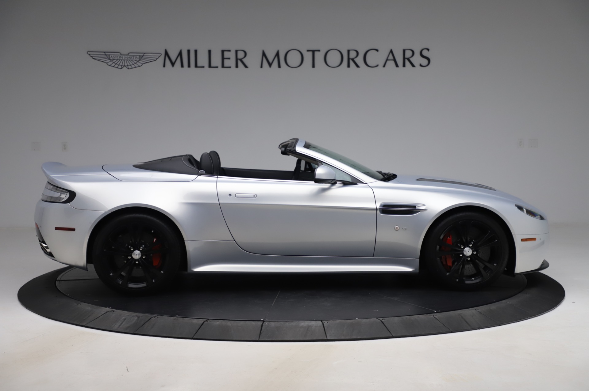 Used 2017 Aston Martin V12 Vantage S Roadster | St. Petersburg, FL