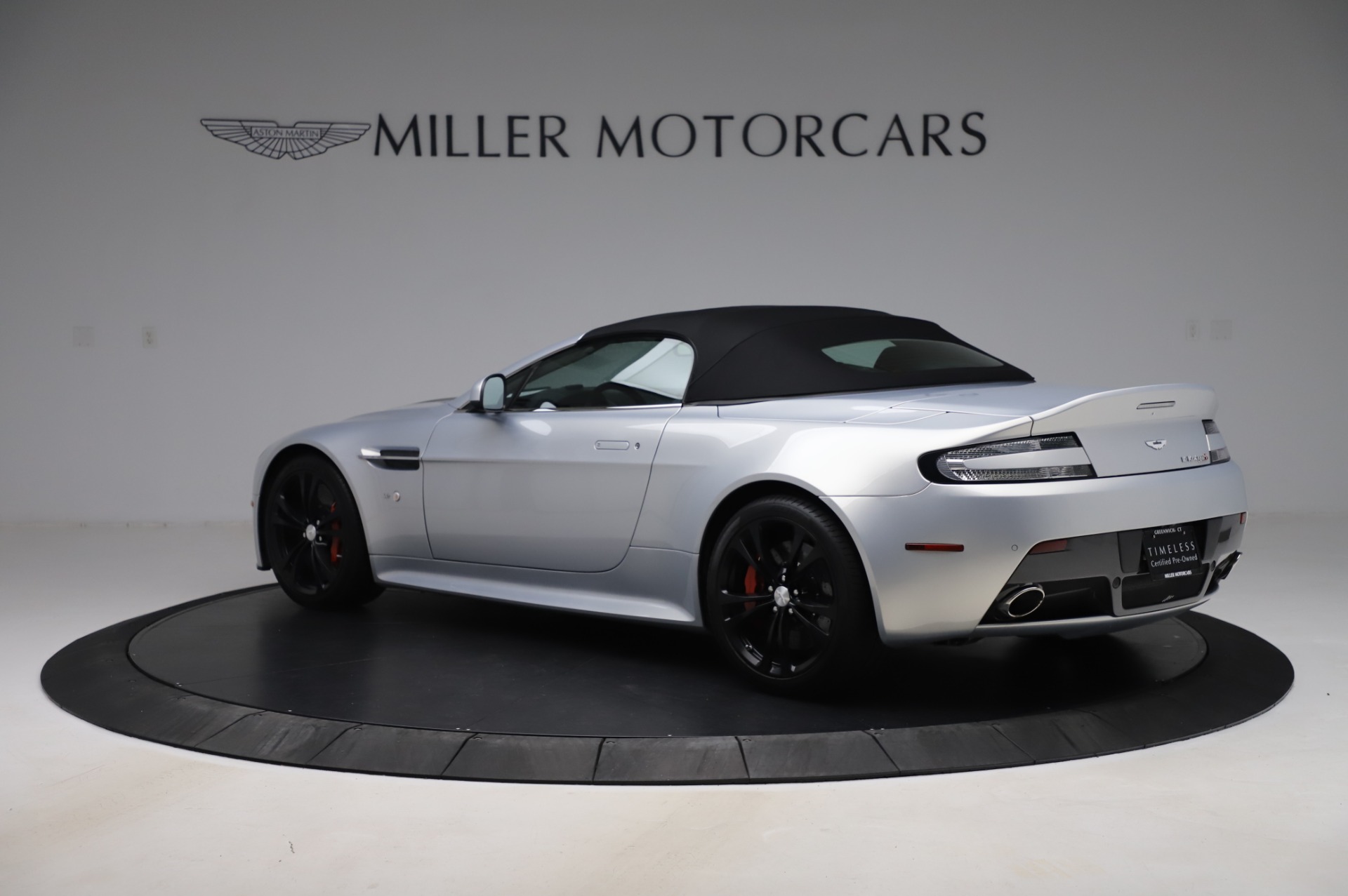 Used 2017 Aston Martin V12 Vantage S Roadster | St. Petersburg, FL