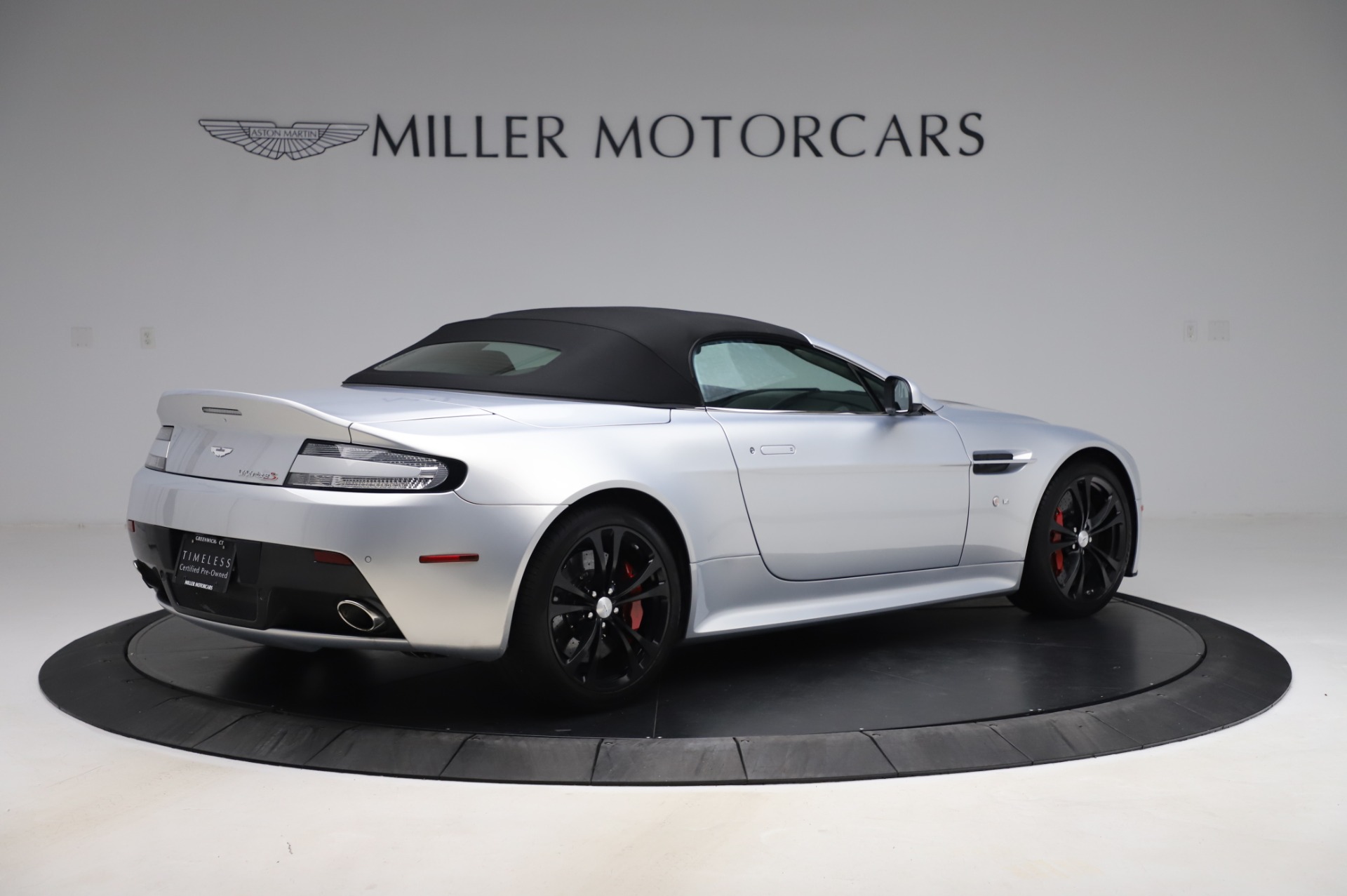 Used 2017 Aston Martin V12 Vantage S Roadster | St. Petersburg, FL