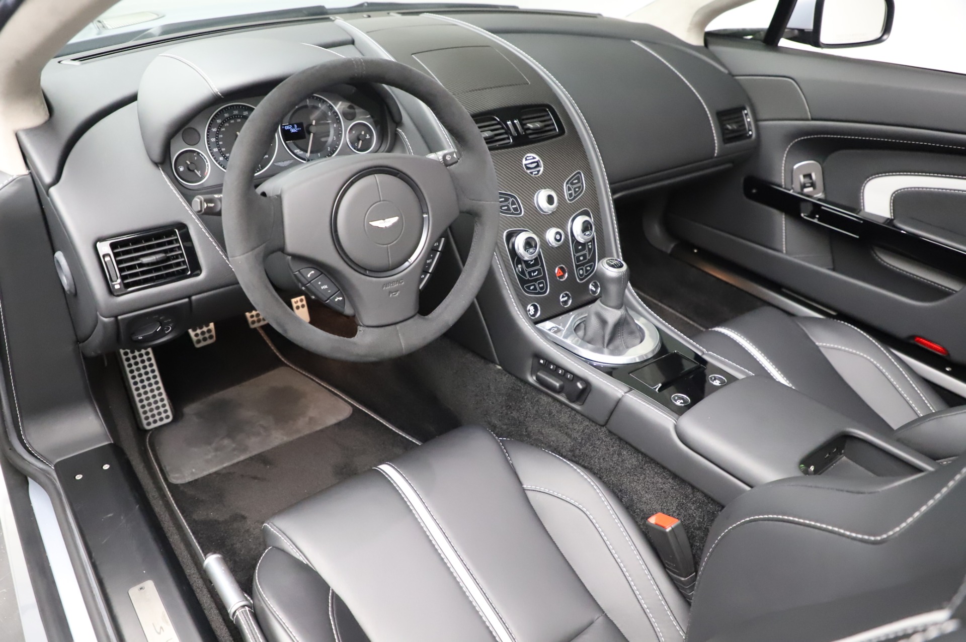 Used 2017 Aston Martin V12 Vantage S Roadster | St. Petersburg, FL