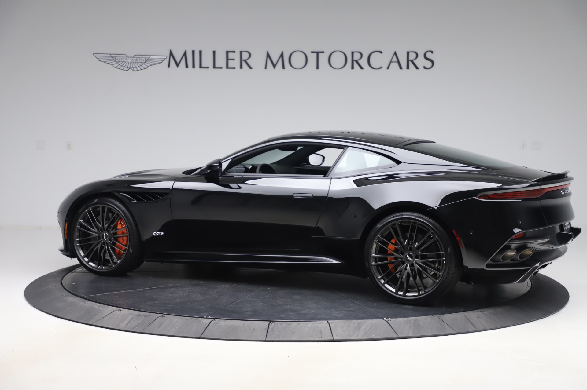 New 2020 Aston Martin DBS Superleggera Coupe | St. Petersburg, FL