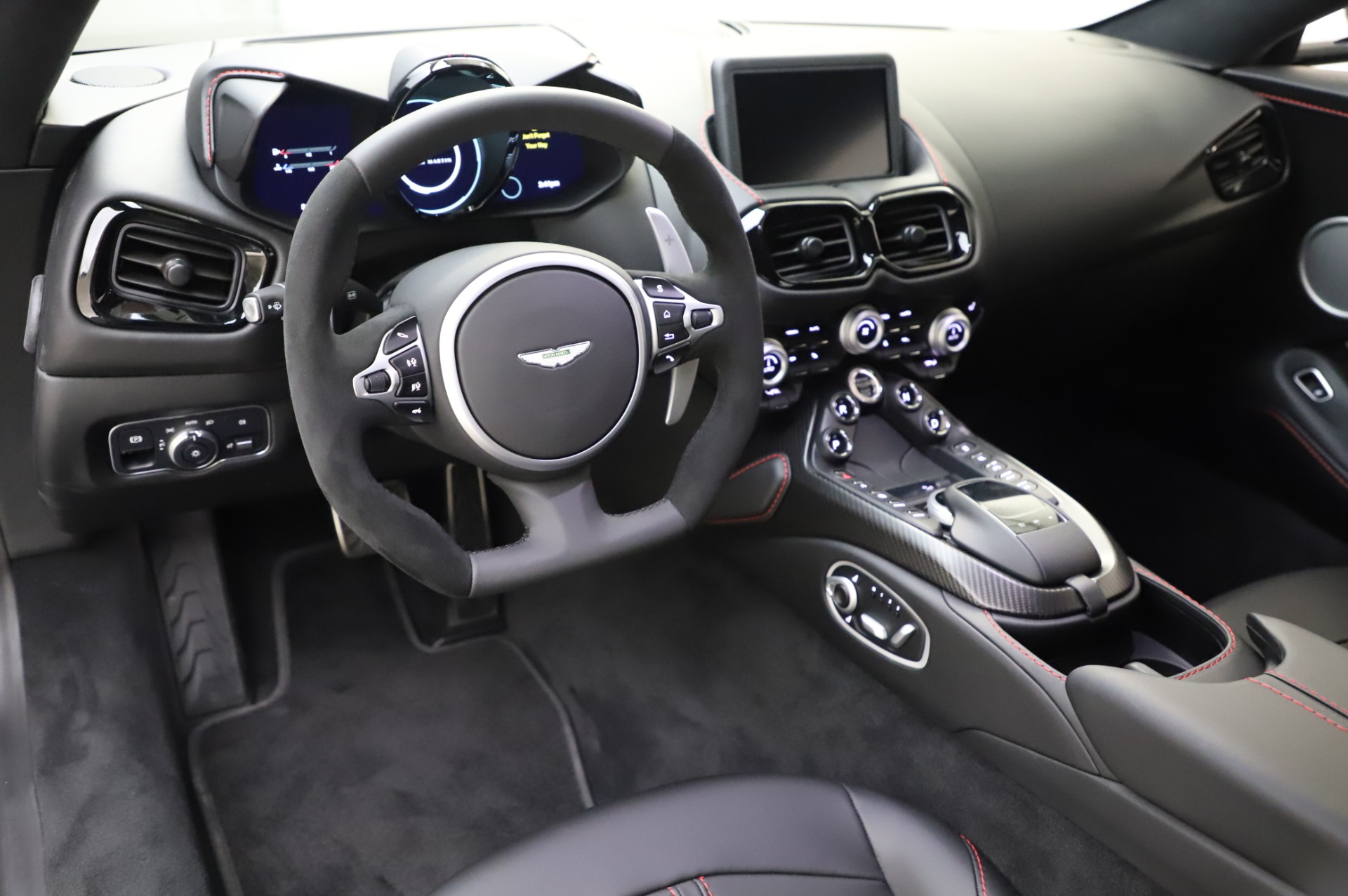 New 2020 Aston Martin Vantage Coupe | St. Petersburg, FL