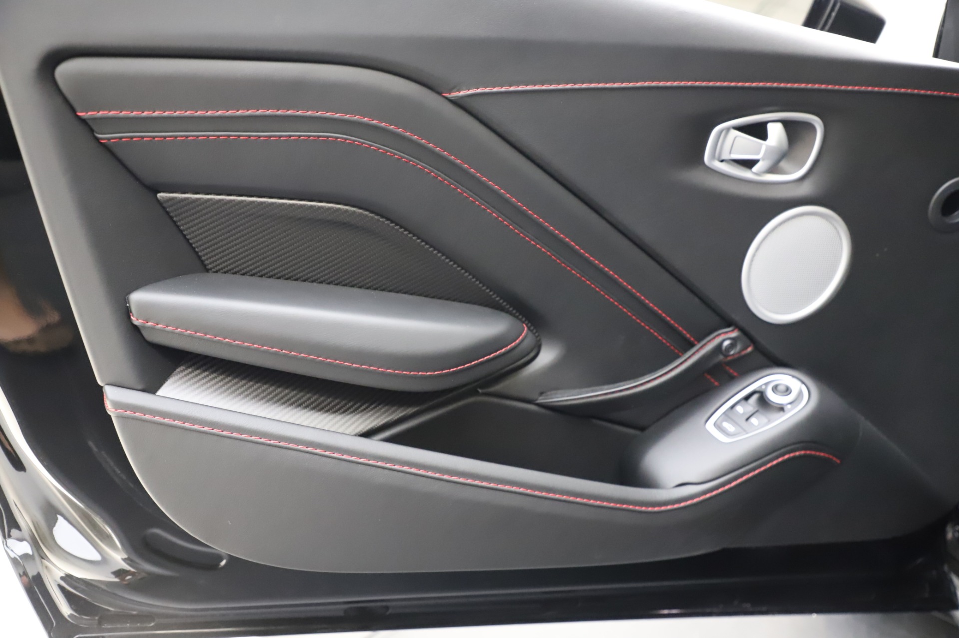 New 2020 Aston Martin Vantage Coupe | St. Petersburg, FL